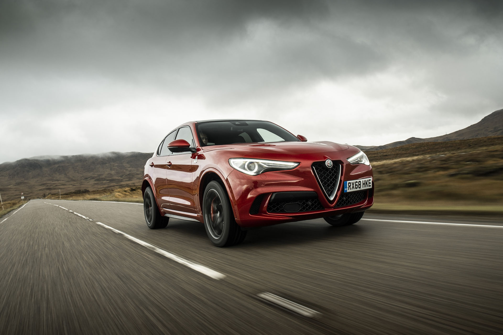 2019-alfa-romeo-stelvio-quadrifoglio-18 Start Your Morning Off Right With 125 Photos Of The Alfa Romeo Stelvio Quadrifoglio