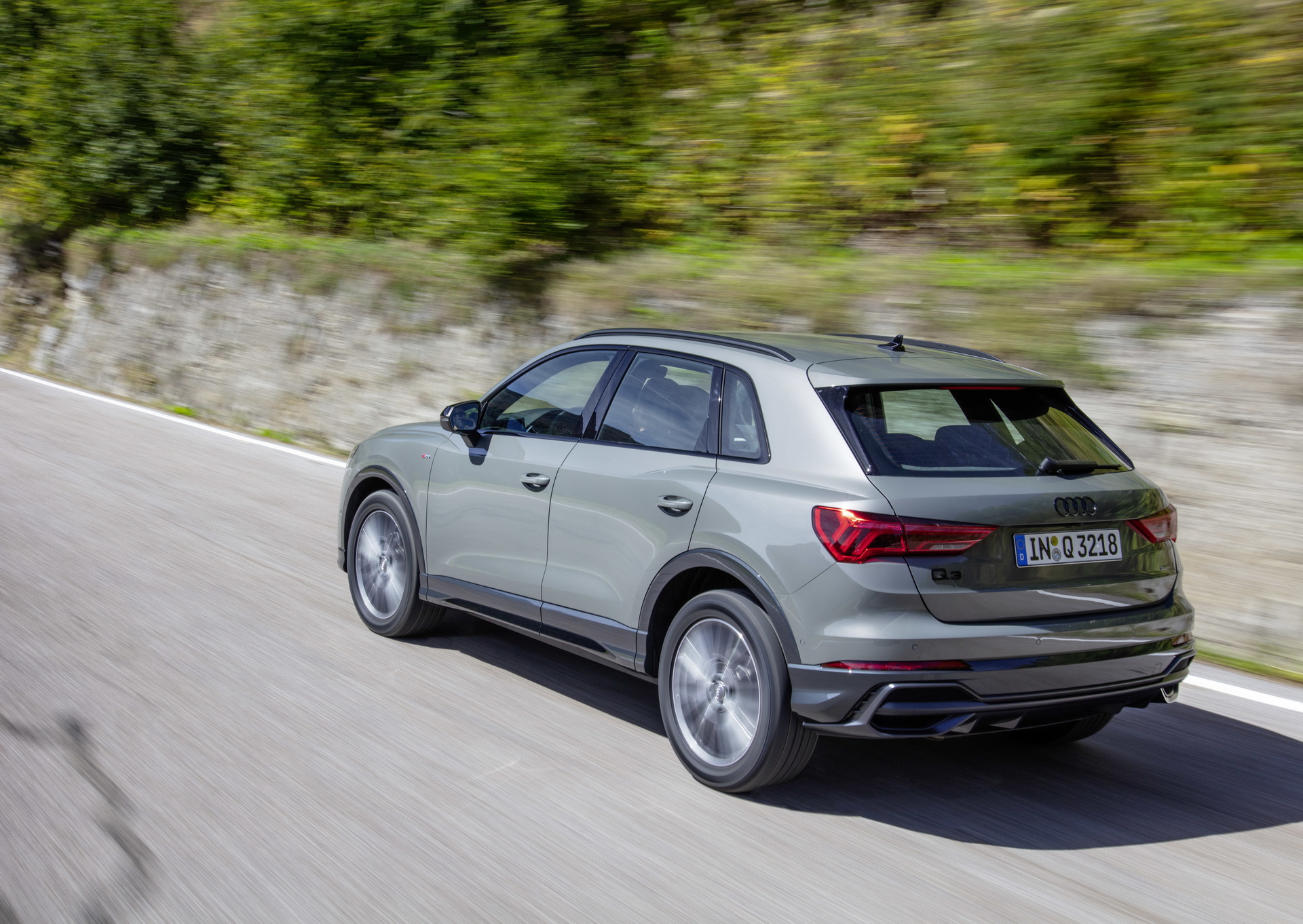 2019-Audi-Q3-126 Audi Adds Four New Powertrain Options To Euro-Spec 2019 Q3 Lineup
