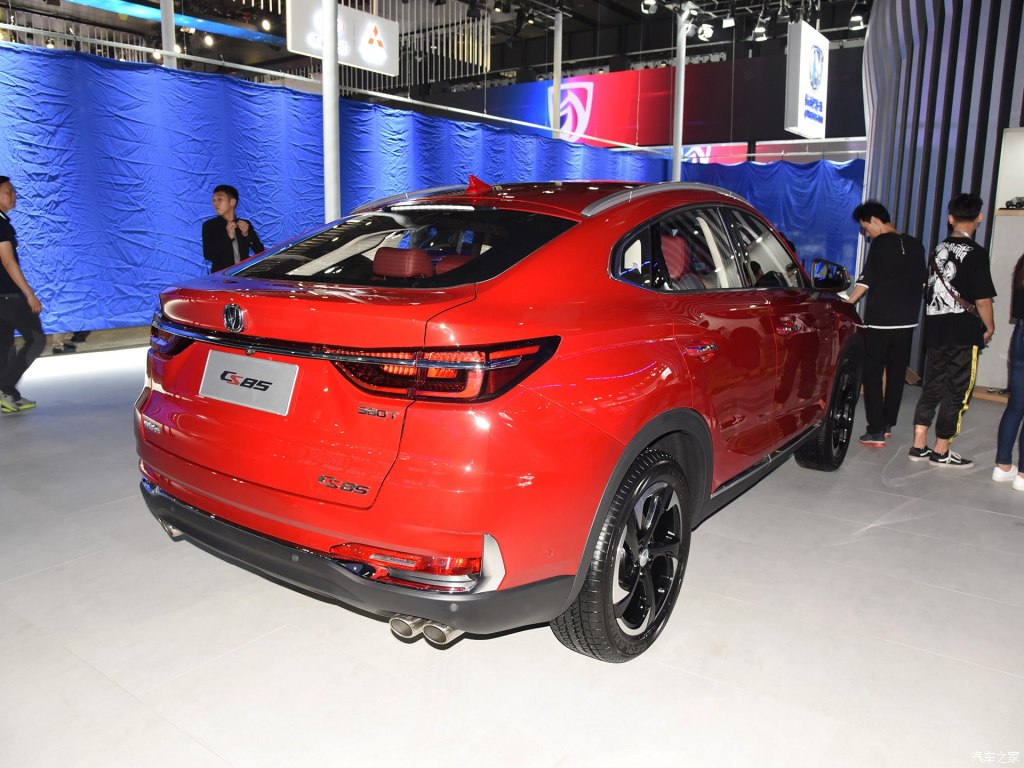 changan cs85 coupe crossover unveiled 81 Changan CS85 Coupe Crossover Looks Like The Lovechild Of A BMW X4 And A VW Touareg