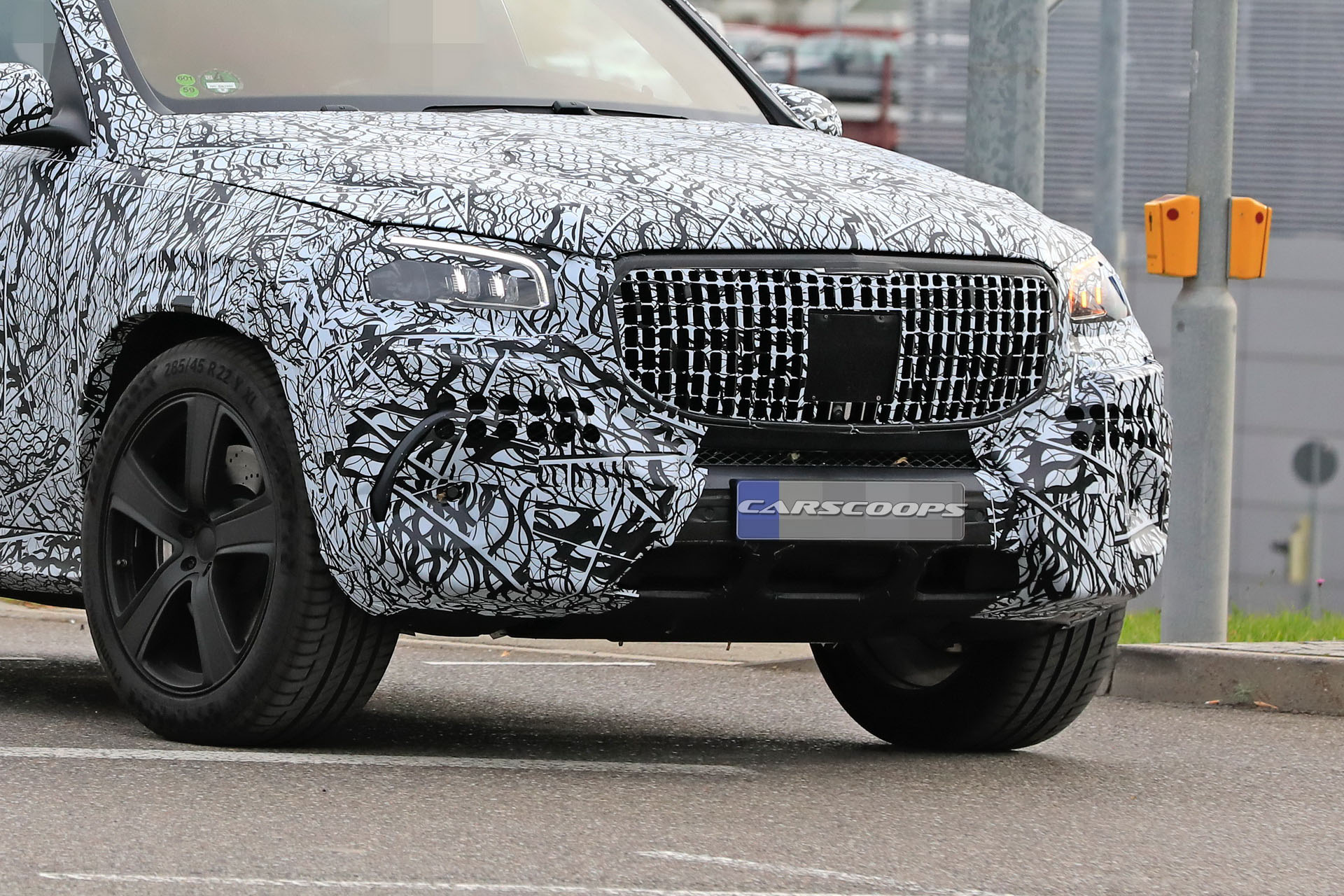 Mercedes-Maybach-GLS-01 2020 Mercedes-Maybach GLS Fires A Warning Shot At Bentley Bentayga