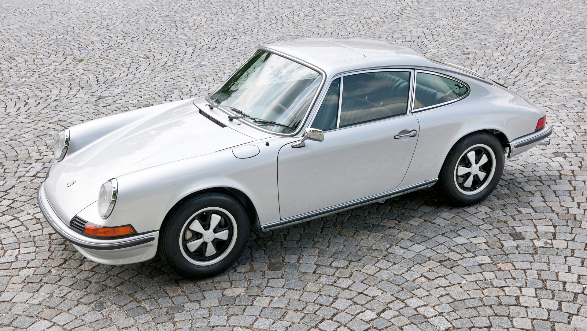 Porsche 911 First Generation-4 Porsche Confirms New 911 (992) Debut For Nov. 27, Looks Back At The First 911