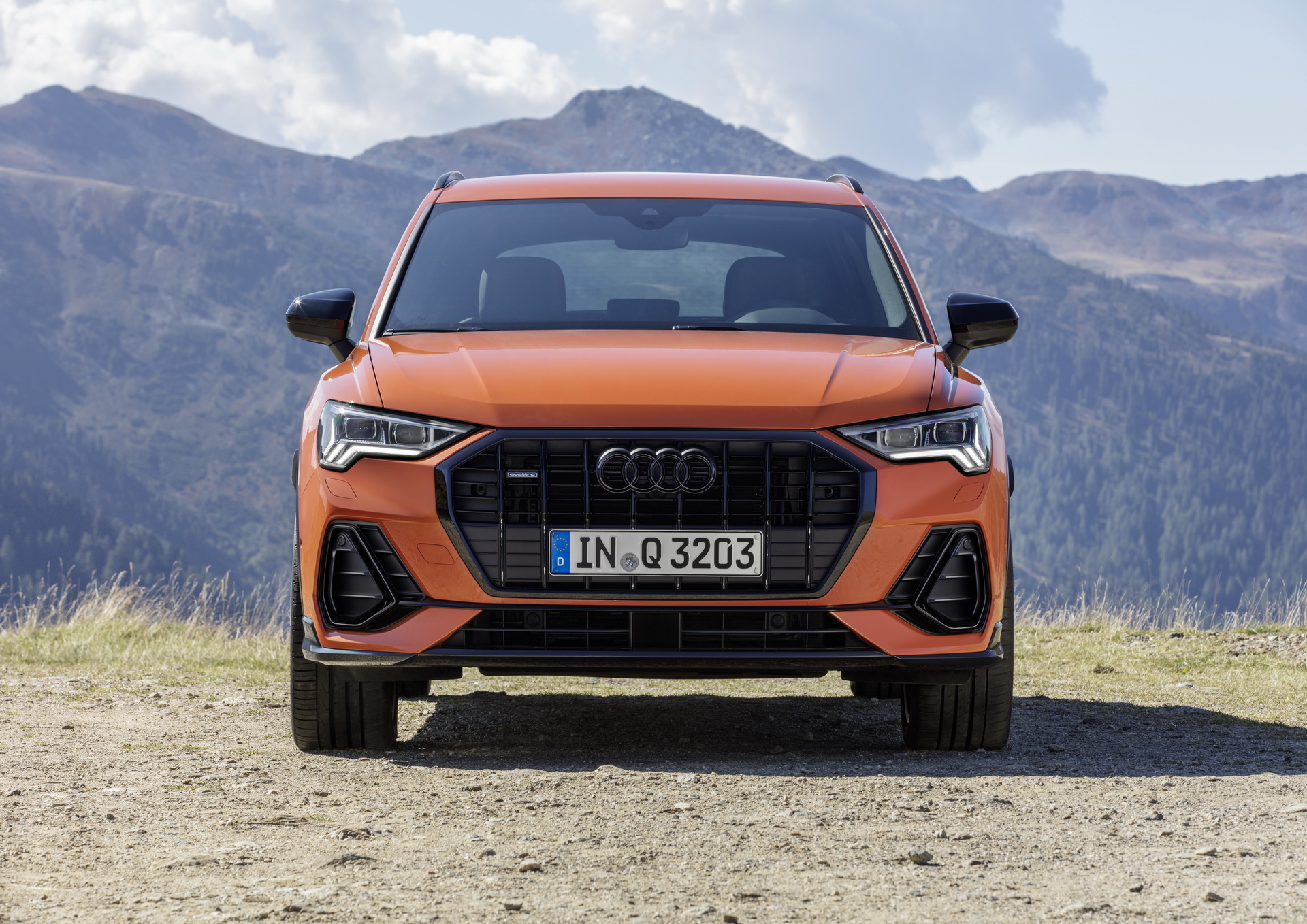 2019-Audi-Q3-104 Audi Adds Four New Powertrain Options To Euro-Spec 2019 Q3 Lineup