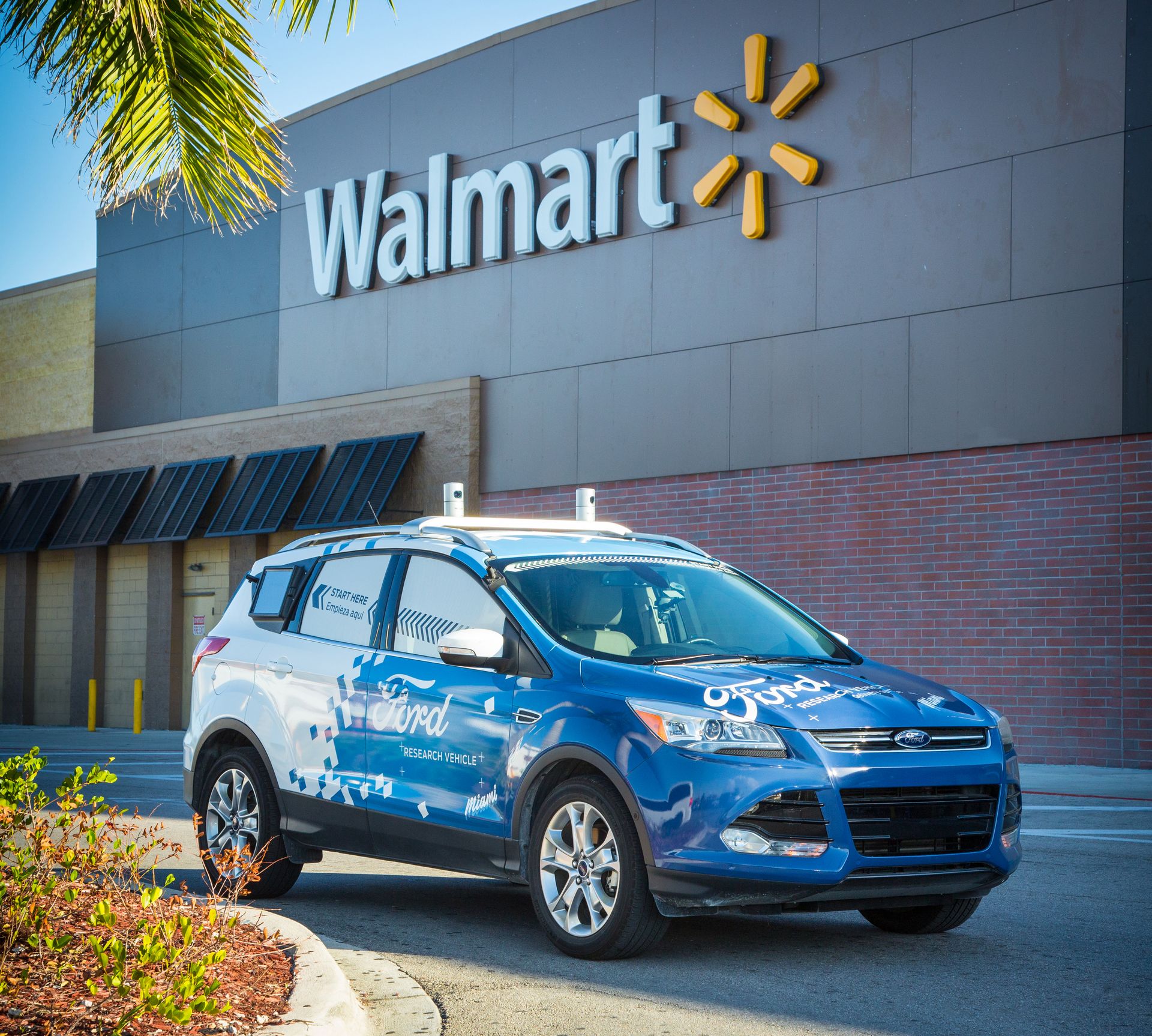 Ford-Walmart-Delivery-Vehicles-2 Ford And Walmart To Create Autonomous Delivery Vehicles
