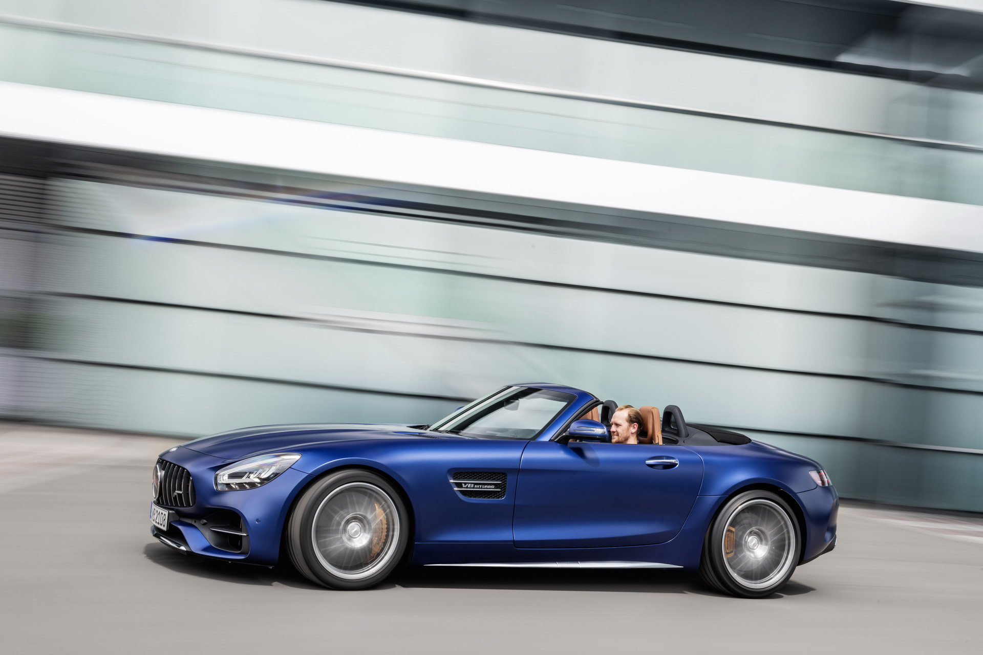 2020 Mercedes-AMG GT and AMG GT R PRO 17 2020 Mercedes-AMG GT R Pro Headlines Updated 2-Door GT Family