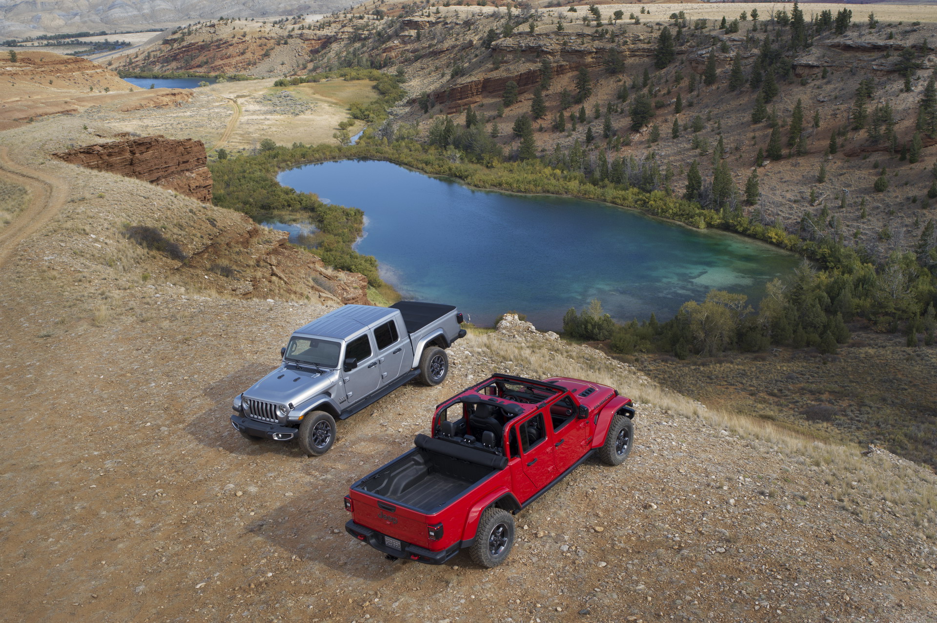 2020 Jeep Gladiator Truck 192 2020 Jeep Gladiator Just Can’t Wait To Tackle Some Off-Road Trails