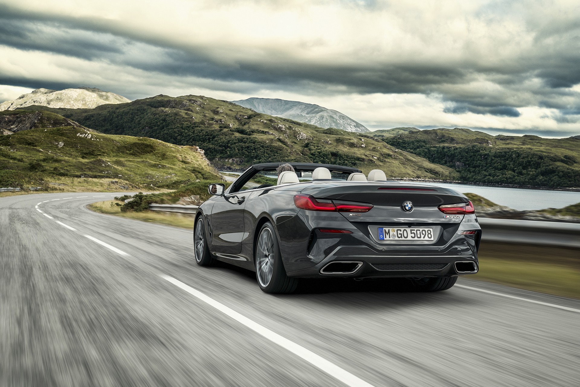 BMW 8-Series Convertible-8 BMW Drops The Top On The All-New 8-Series Convertible