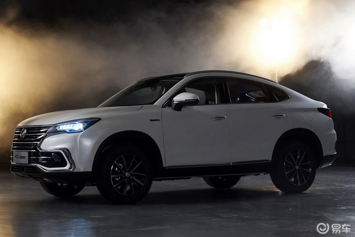 changan cs85 coupe crossover unveiled 4 Changan CS85 Coupe Crossover Looks Like The Lovechild Of A BMW X4 And A VW Touareg