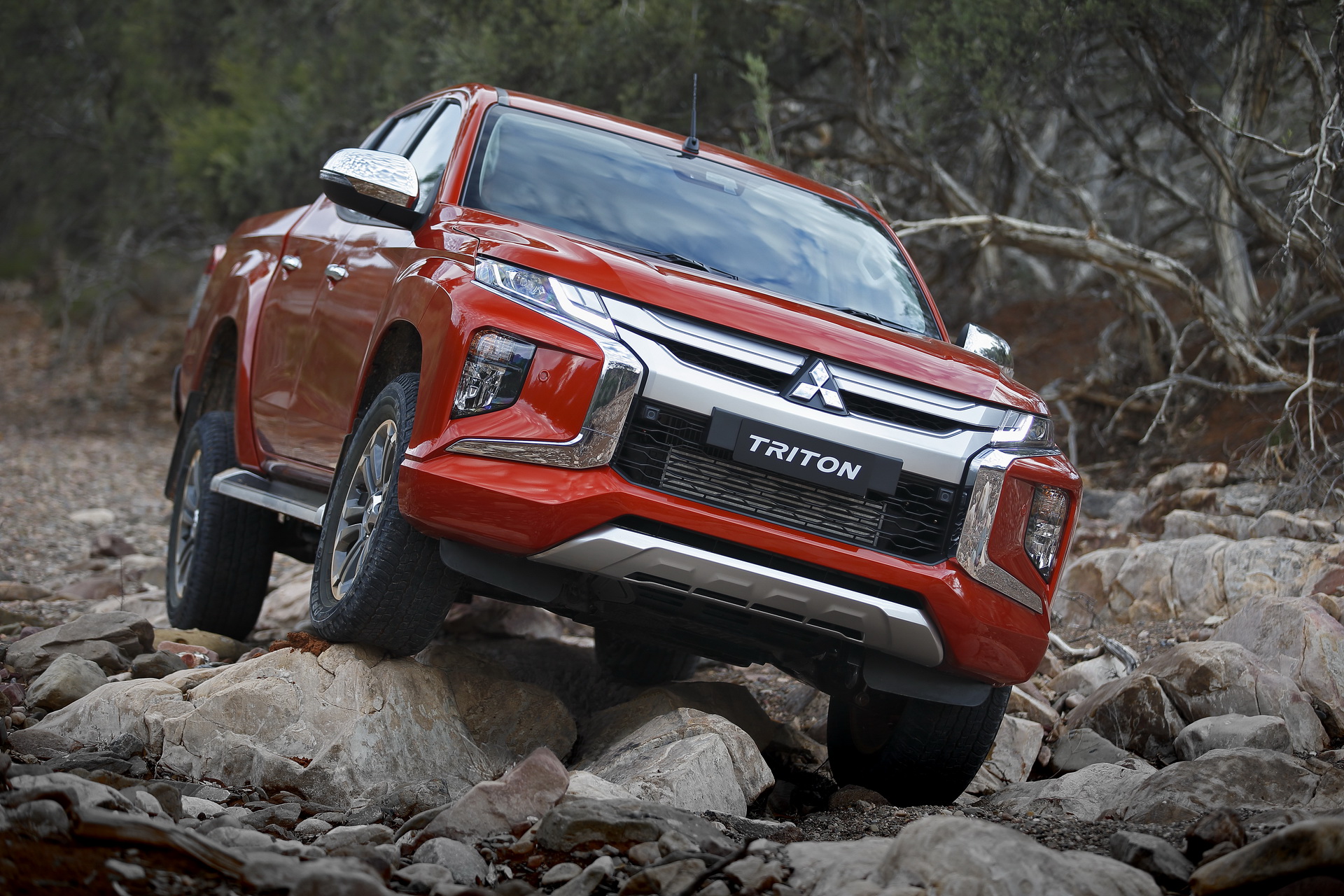 2019 mitsubishi l200 pickup unveiled 36 Updated Mitsubishi L200 Pickup Unveiled With Fresh Styling, Enhanced 4WD System