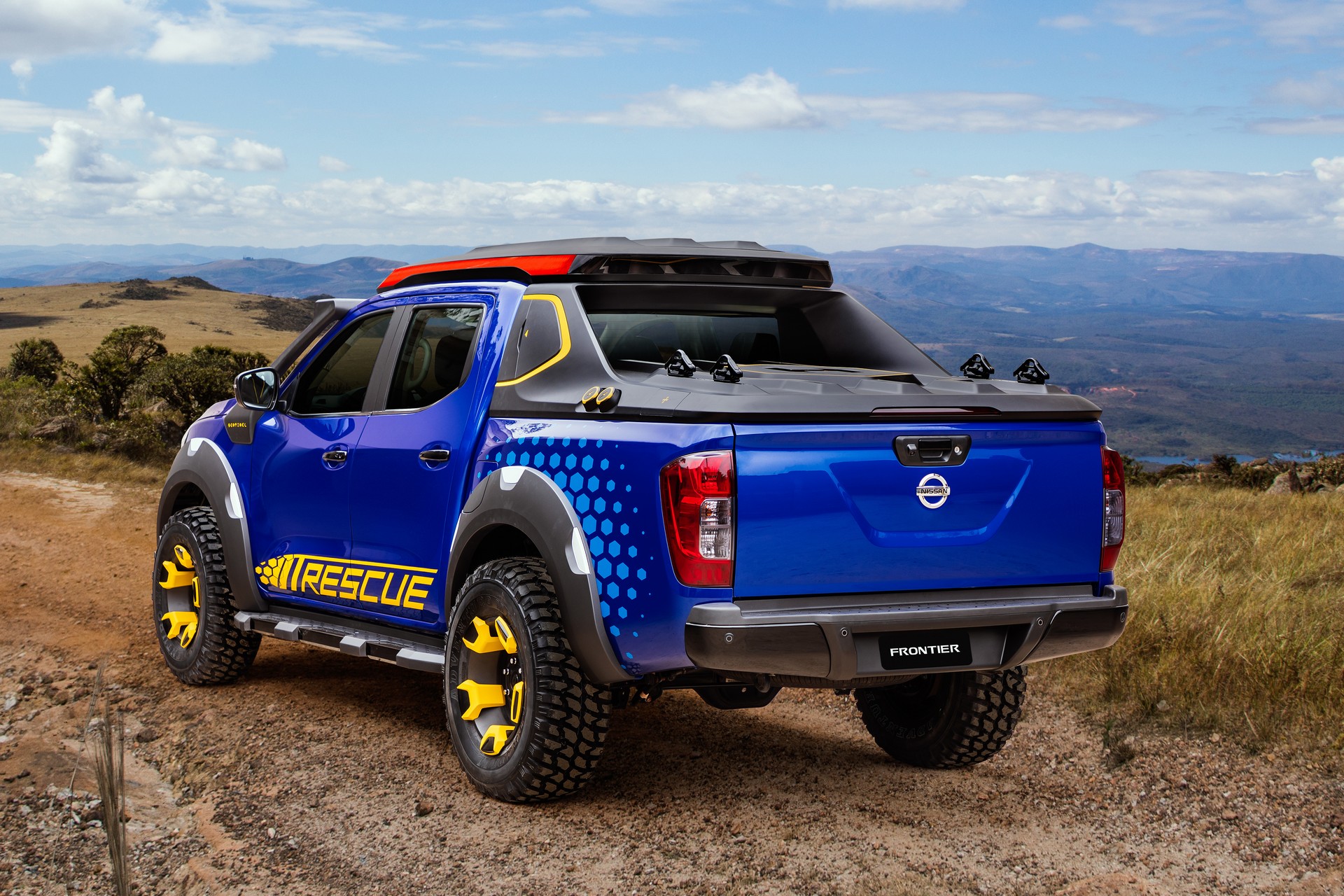Nissan Frontier Sentinel concept-27 Nissan’s Frontier Sentinel Concept Is A Rugged Rescue Truck With A Drone Landing Pad