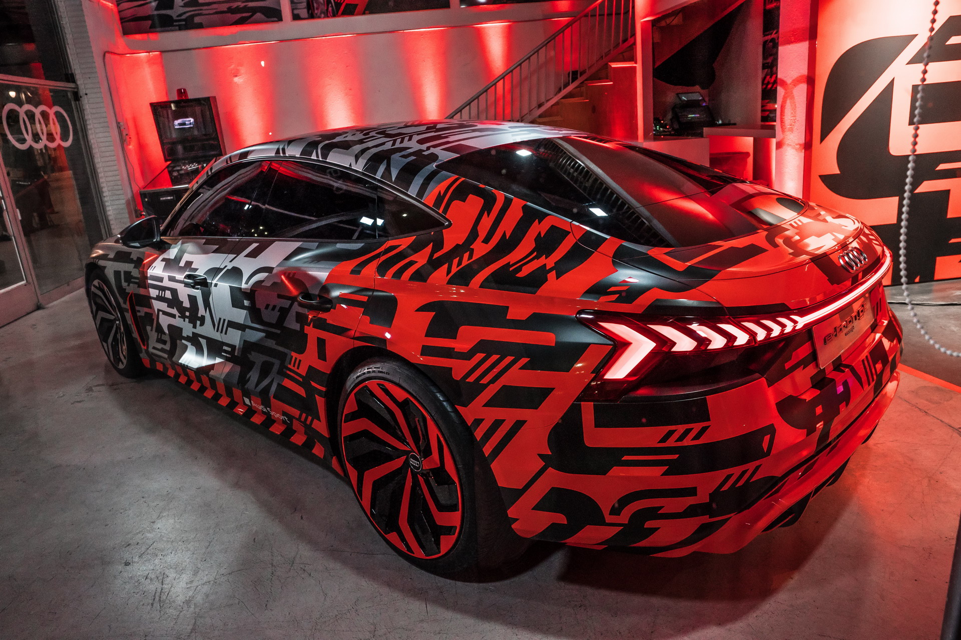 Audi e-tron GT Concept 38 Audi e-tron GT Is An Electrifying Super-Sedan That’s Coming In 2020