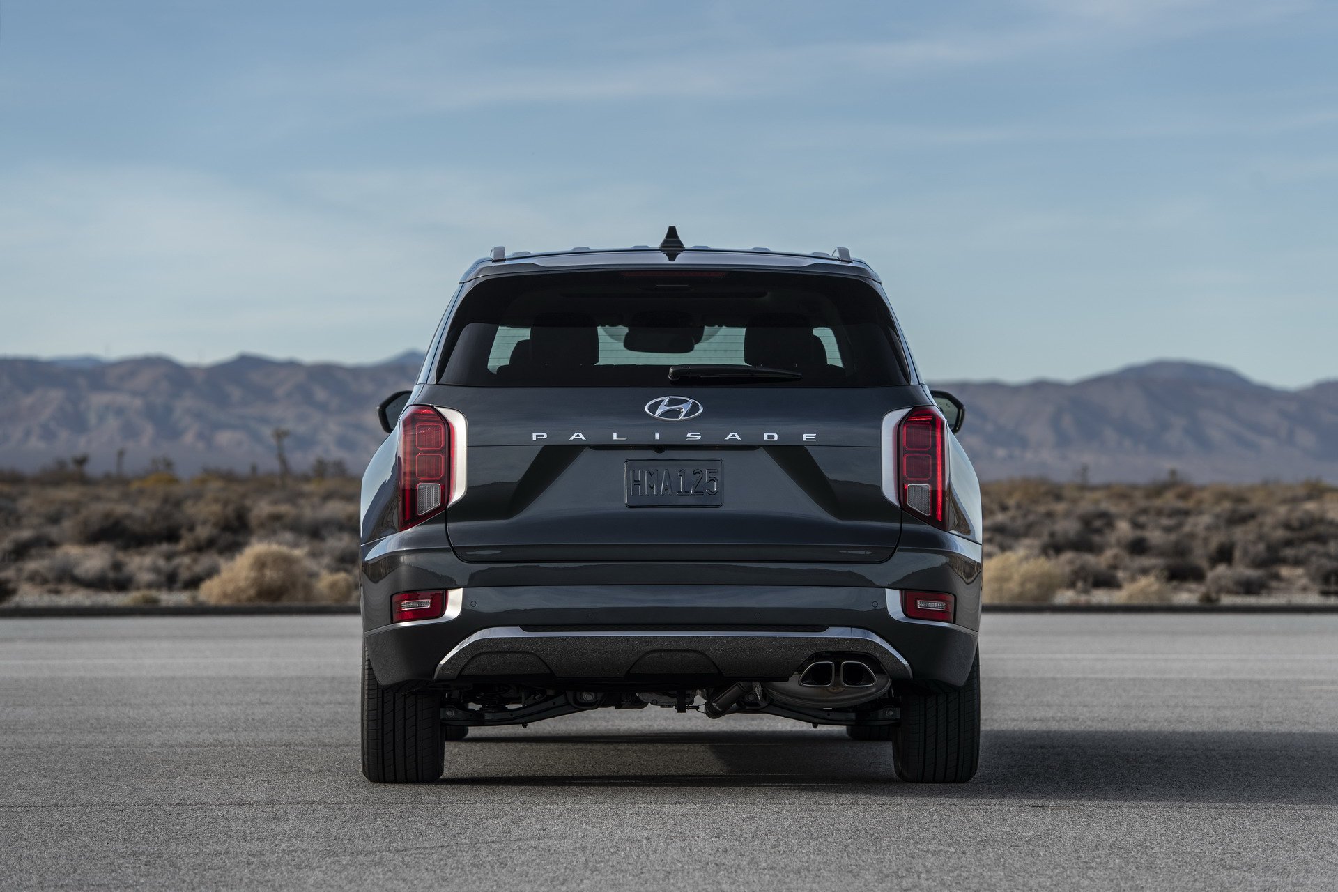 hyundai palisade la live pics 21 Hyundai’s New Palisade SUV Is What The VW Atlas Should Have Been
