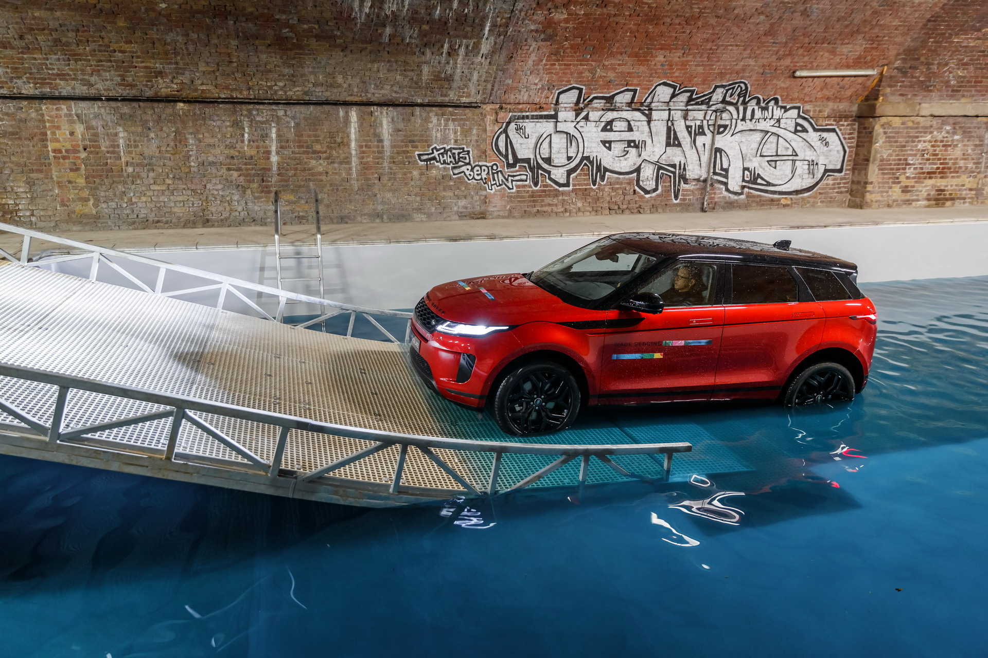 2020 Range Rover Evoque II 68 2020 Range Rover Evoque Is A Baby Velar In A Short Skirt (Live Gallery)