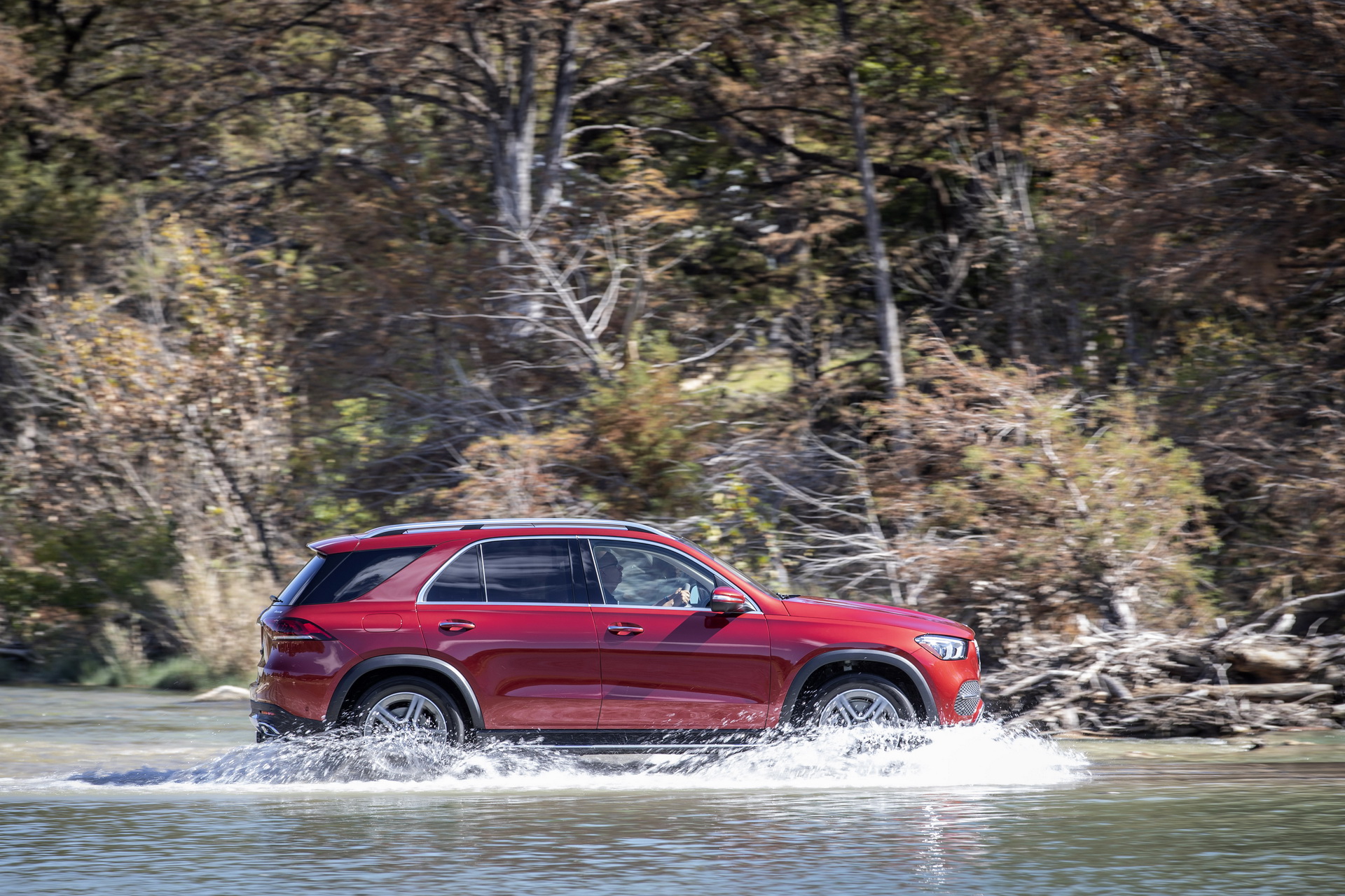 2019-Mercedes-GLE-66 2019 Mercedes GLE Detailed: More Tech, More Space, More Everything
