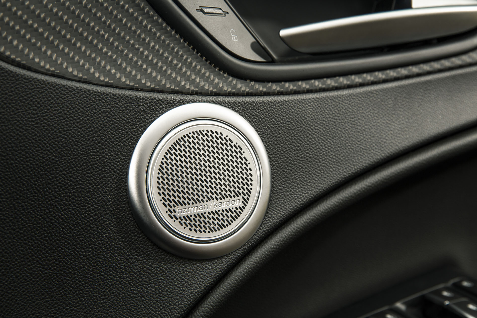 2019-alfa-romeo-stelvio-quadrifoglio-61 Start Your Morning Off Right With 125 Photos Of The Alfa Romeo Stelvio Quadrifoglio