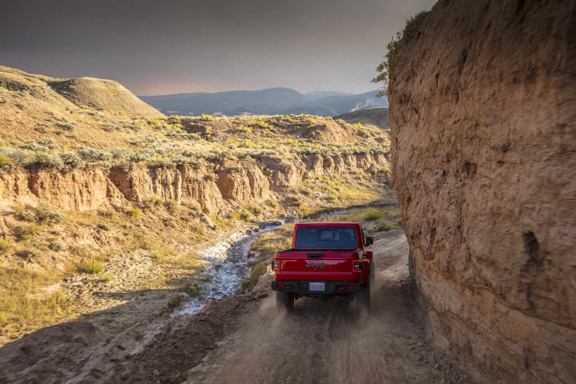 2020 Jeep Gladiator Truck 22 2020 Jeep Gladiator Just Can’t Wait To Tackle Some Off-Road Trails