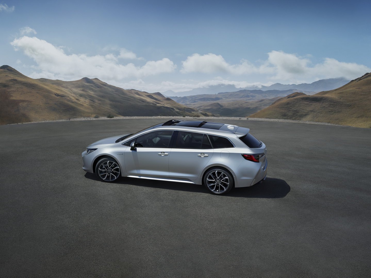 2019 toyota corolla europe 11 You Can Now Order The New Toyota Corolla In The UK, Prices Start From £21,300