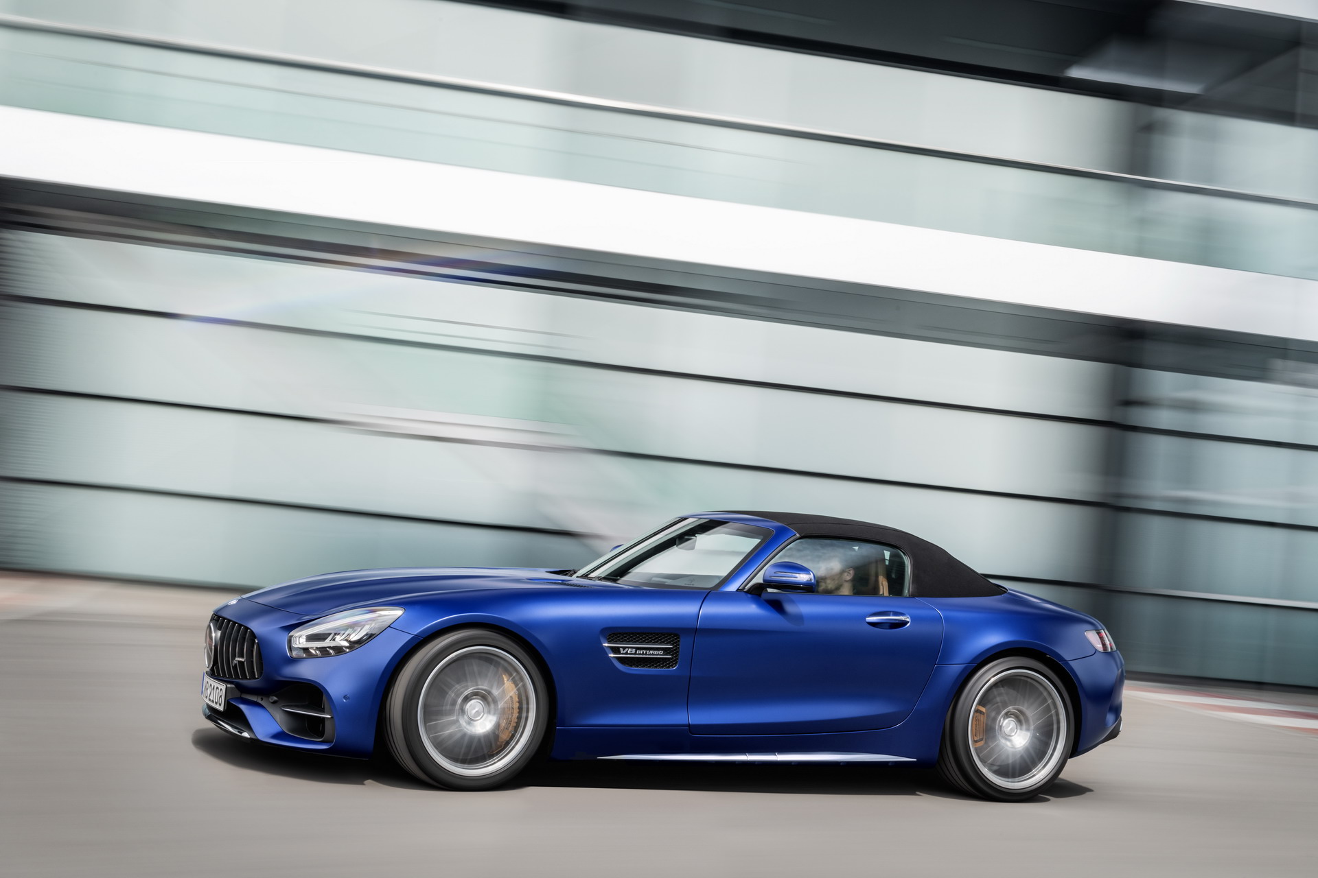 2020 Mercedes-AMG GT and AMG GT R PRO 22 2020 Mercedes-AMG GT R Pro Headlines Updated 2-Door GT Family