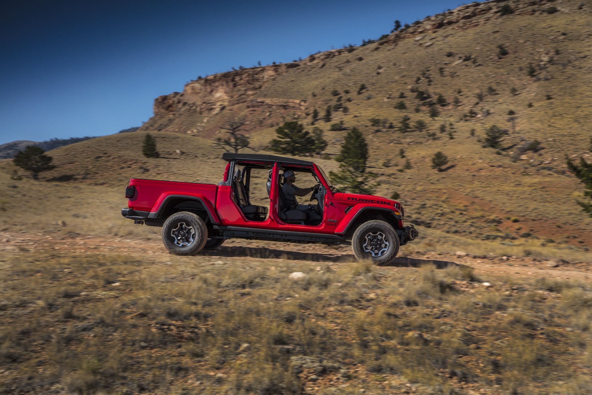 2020 Jeep Gladiator Truck 39 2020 Jeep Gladiator Just Can’t Wait To Tackle Some Off-Road Trails