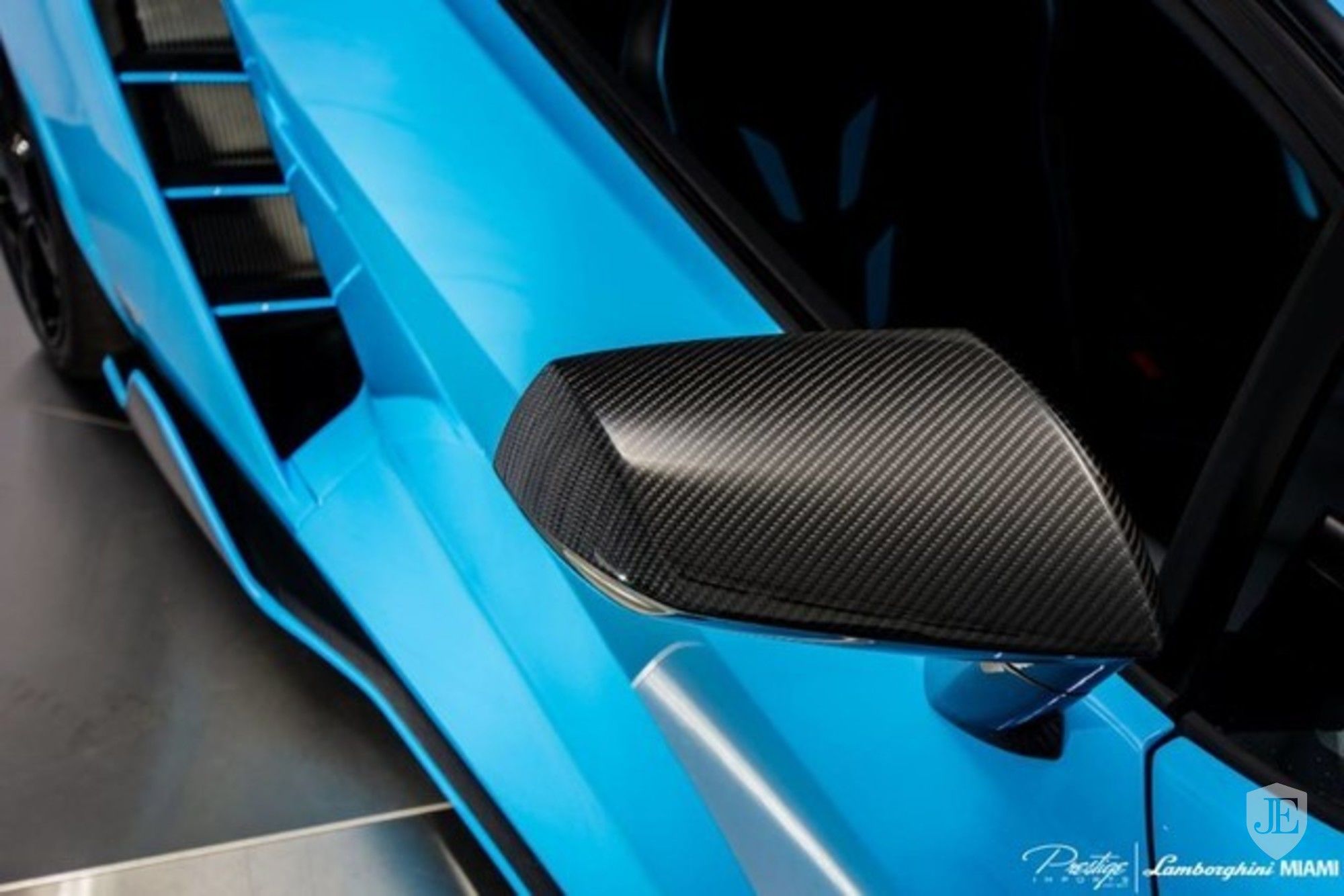 Lamborghini-Centenario-21 Who Fancies A Bright Blue Lamborghini Centenario?