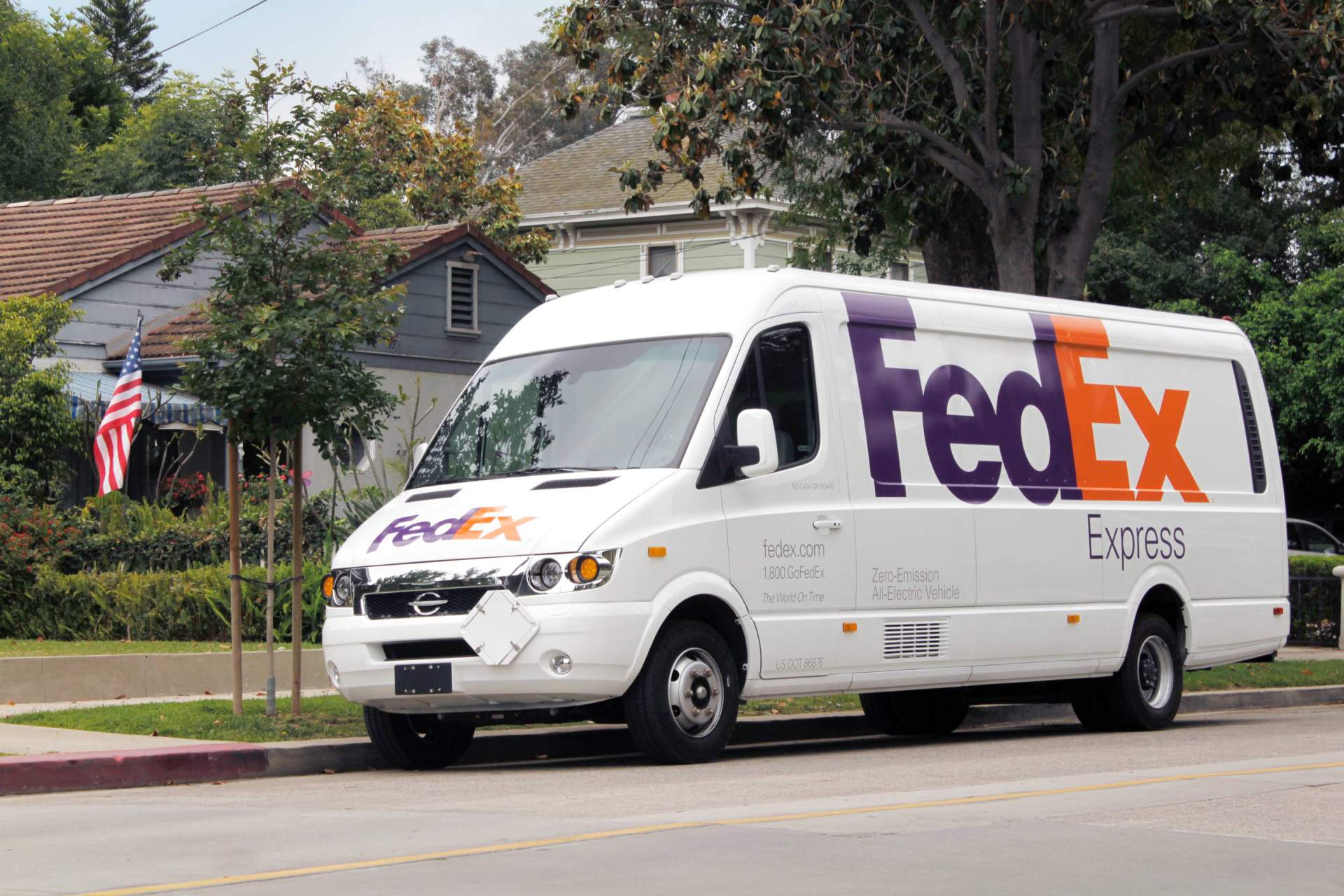 Chanje V8100 electric van for FedEx FedEx Adds 1,000 China-Built Chanje F8100 Electric Vans To Its Fleet