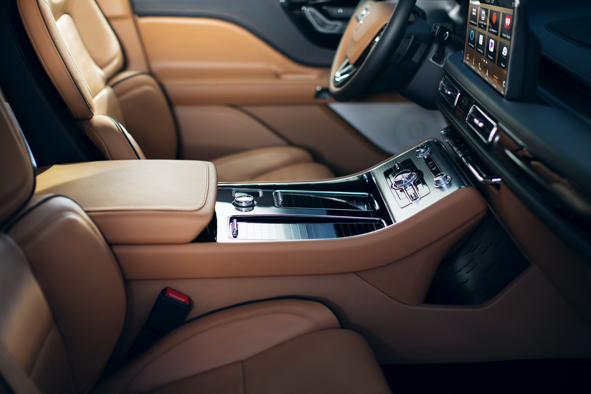 2020 Lincoln Aviator 16 2020 Lincoln Aviator Flies Into Audi Q7 And Volvo XC90 Territory