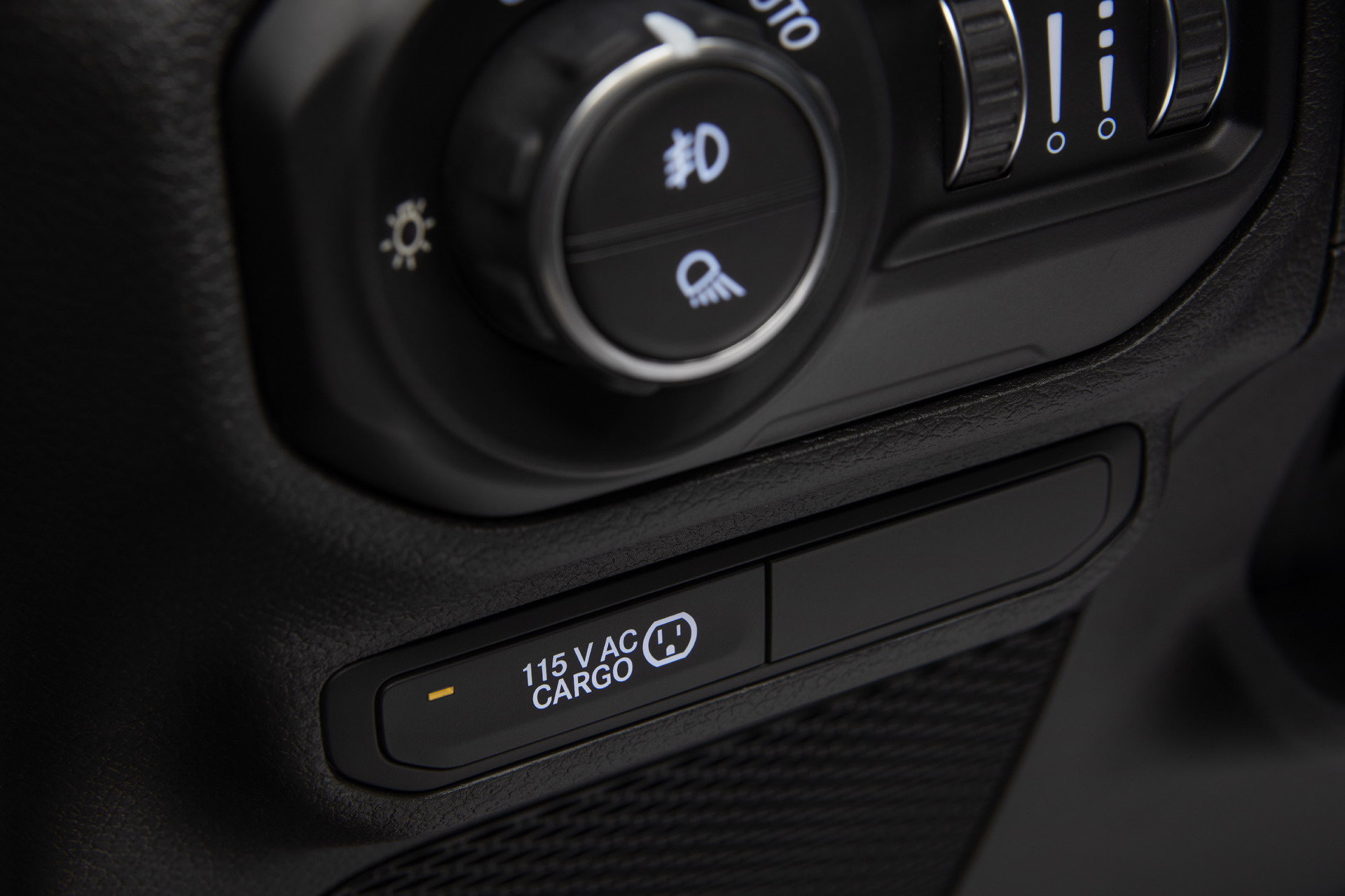 2020 Jeep Gladiator Truck 199 2020 Jeep Gladiator Just Can’t Wait To Tackle Some Off-Road Trails