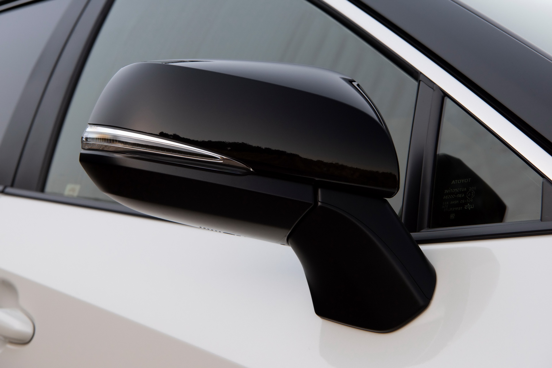 2019-Toyota-RAV4-41 2019 Toyota RAV4 Starts From $26,545: All The Details On Prices, Grades And Equipment