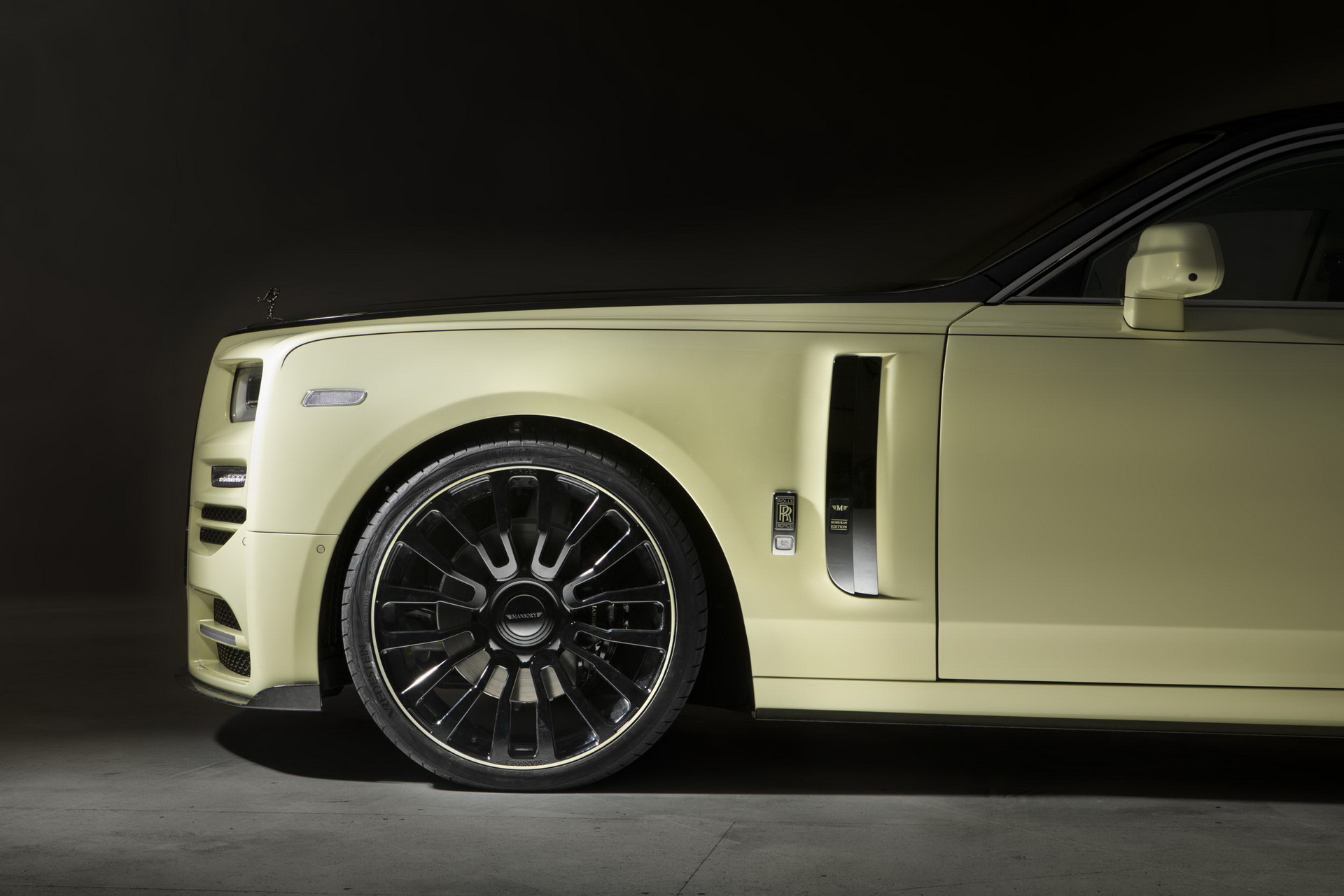 mansory rolls royce phantom allnew 13 Mansory’s Take On The New Rolls-Royce Phantom Offers More Luxury, 602 HP