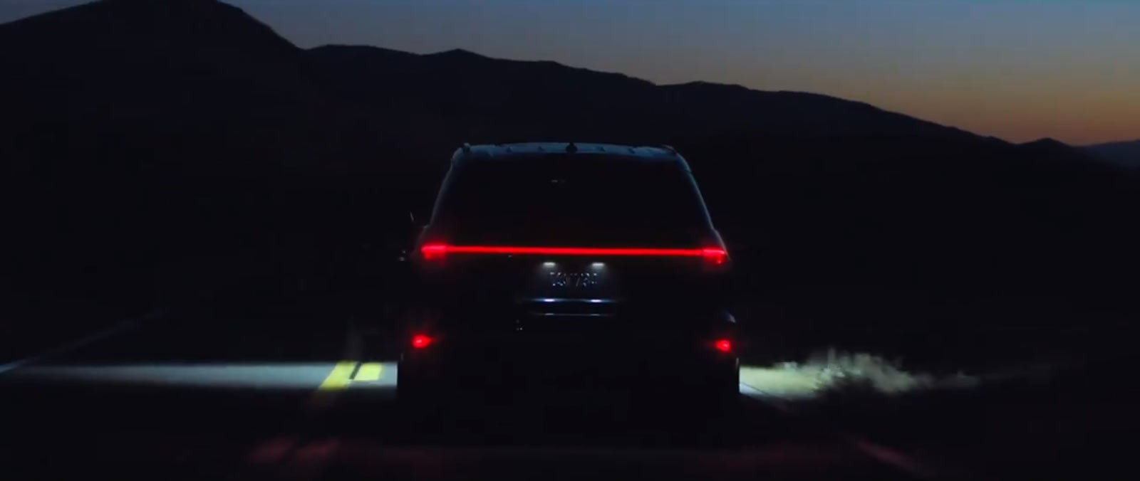 Lincoln Aviator Teaser-3 2020 Lincoln Aviator Teases Its Production Face Ahead Of LA Debut