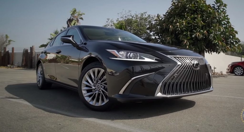  2019 Lexus ES Is A Smooth Luxury Sedan That Wants You To Feel Good
