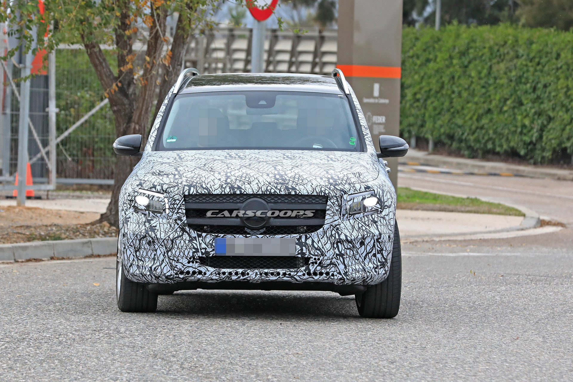 Mercedes-AMG-GLB-35-1 Mercedes-AMG GLB 35 Caught Testing Its 301 HP Turbo Four Engine