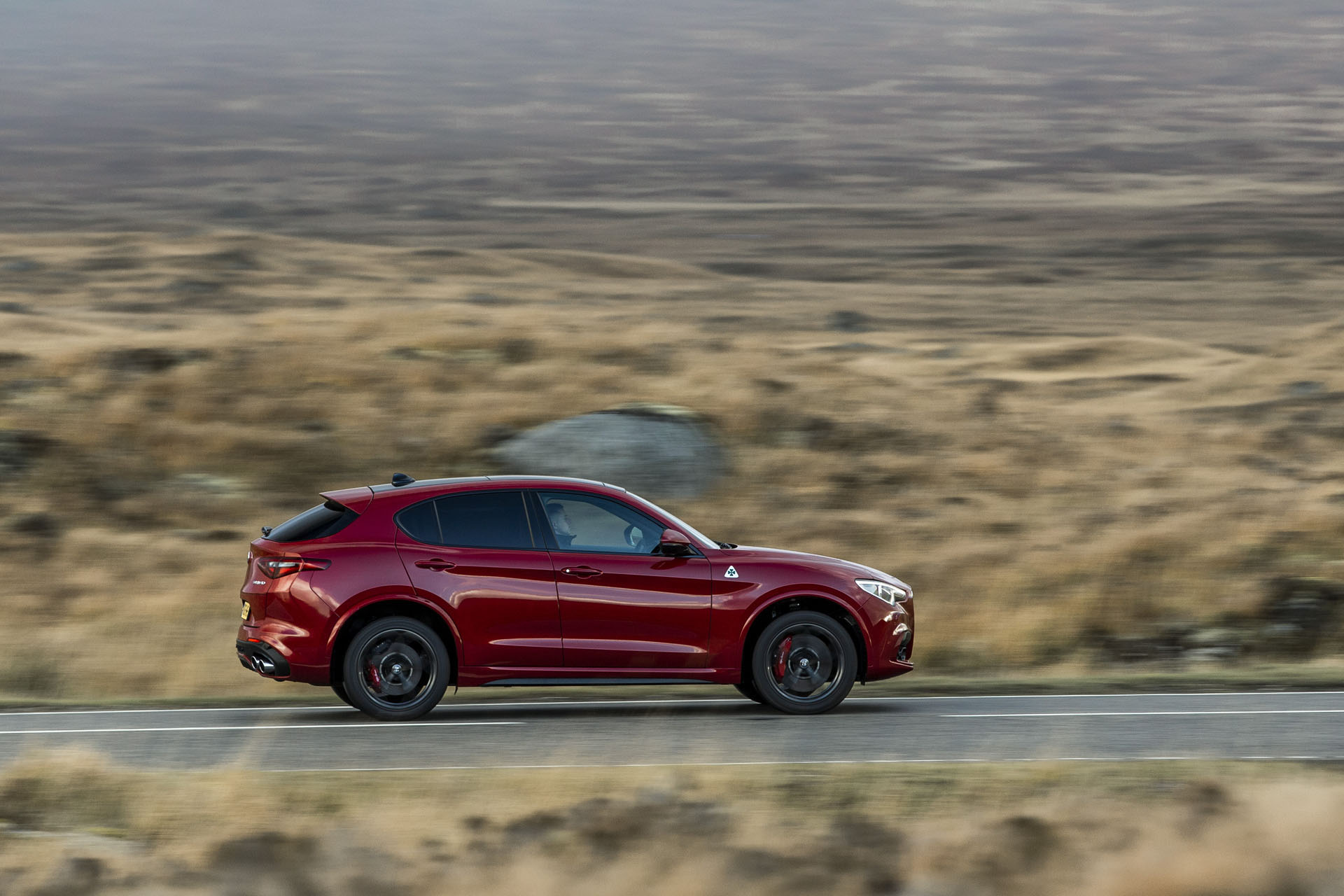 2019-alfa-romeo-stelvio-quadrifoglio-03 Start Your Morning Off Right With 125 Photos Of The Alfa Romeo Stelvio Quadrifoglio