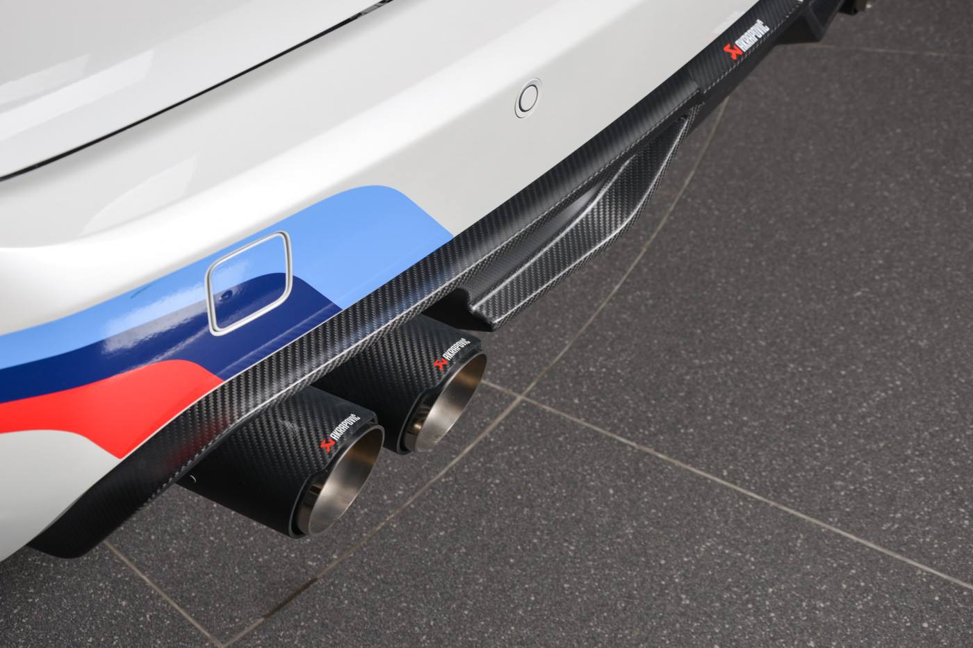 BMW-X5-M-Abu-Dhabi-6 BMW X5 M Wants Everyone To Know It Was Developed By M Division