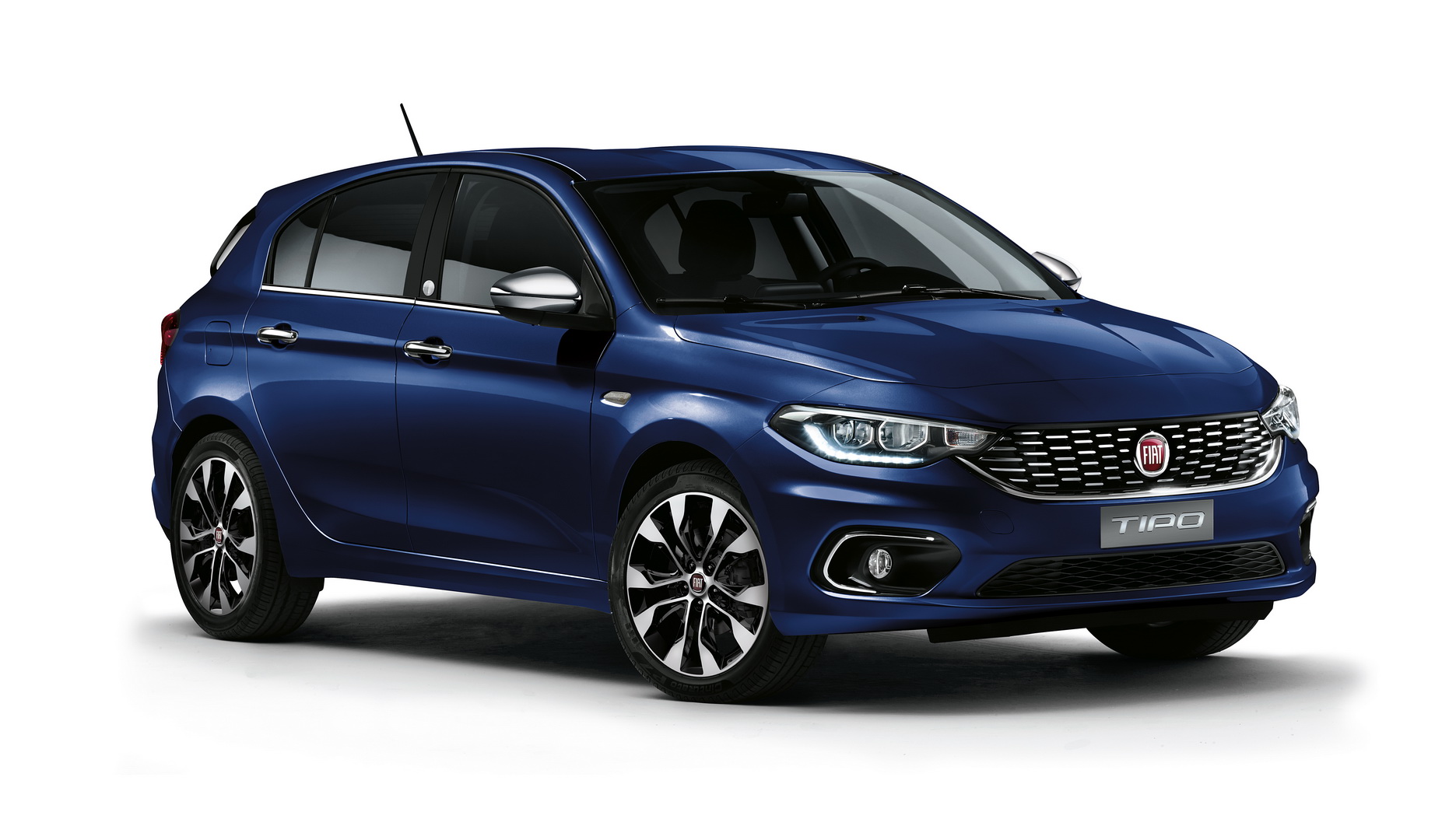 2019 fiat tipo mirror 6 Fiat Tipo Range Enhanced With Mirror And Street Versions