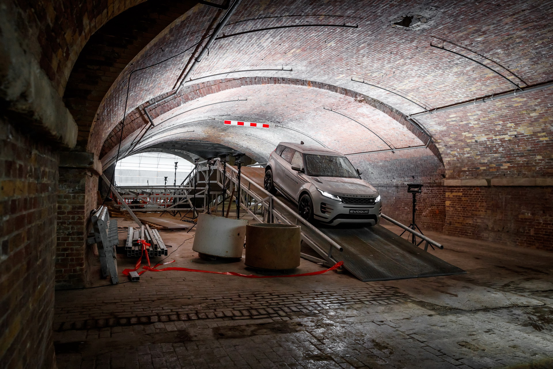 2020 Range Rover Evoque II 35 2020 Range Rover Evoque Is A Baby Velar In A Short Skirt (Live Gallery)