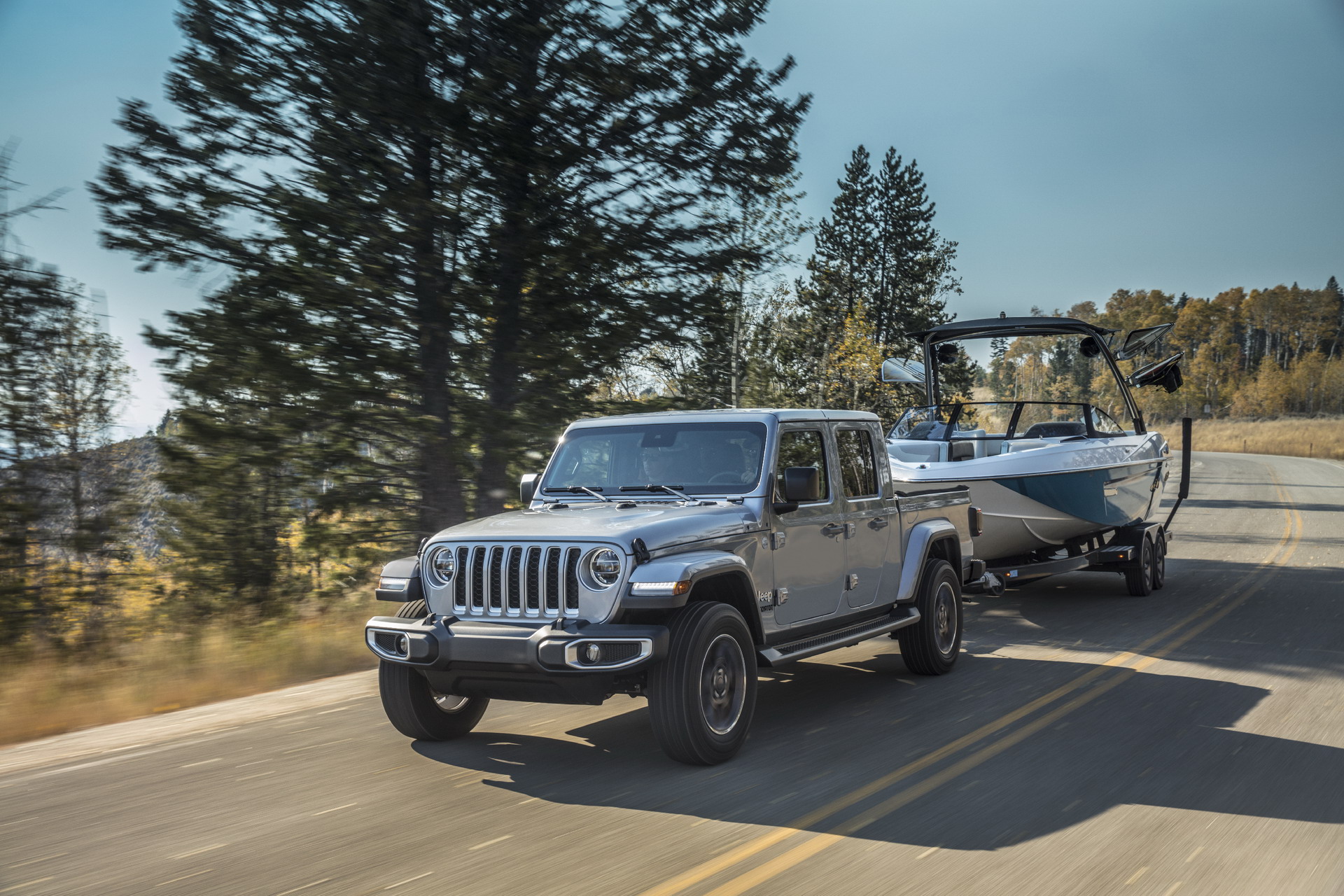 2020 Jeep Gladiator Truck 160 2020 Jeep Gladiator Just Can’t Wait To Tackle Some Off-Road Trails