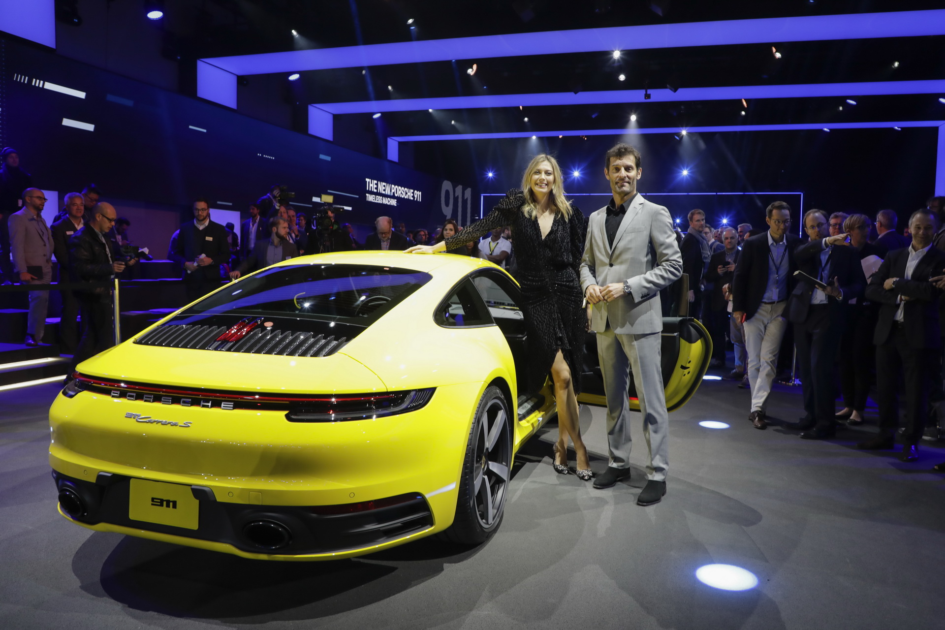 2020-Porsche-911-35 2020 Porsche 911: Take A Detailed Video Tour Around The All-New 992