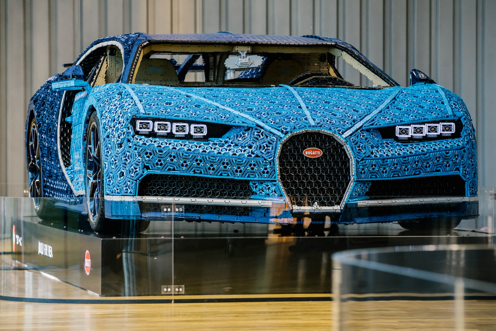 bugatti chiron lego chiron autostadt 5 Life-Size Lego Bugatti Chiron Joins The Real Thing At VW Car Museum