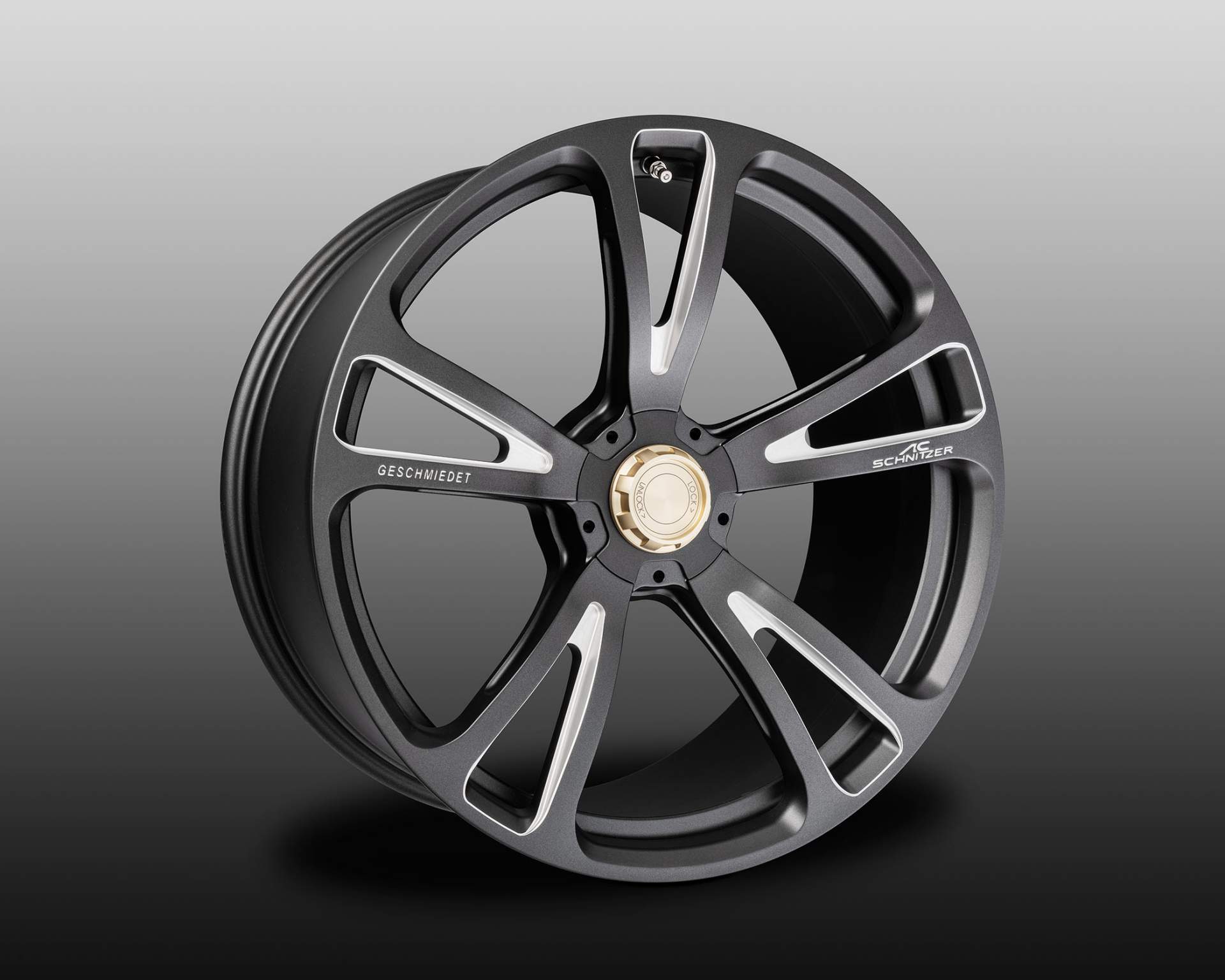 BMW M5 by AC Schnitzer 8 AC Schnitzer’s New BMW M5 Is Stupidly Fast – And Ready For Its Essen Debut