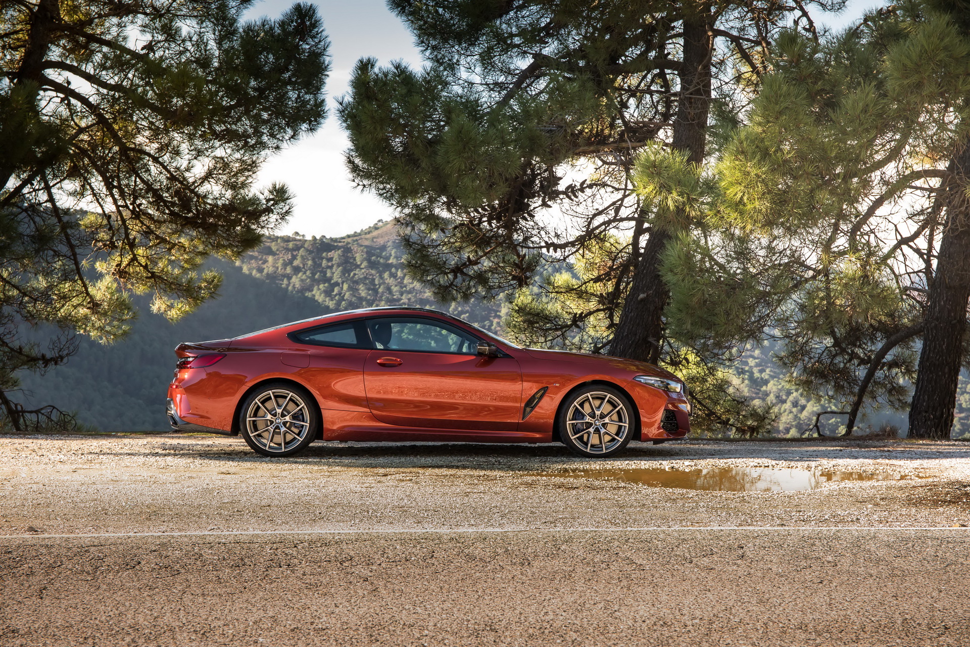 2019-BMW-8-Series-UK-02 2019 BMW 8-Series Coupe Lands In The UK Priced From £76,270