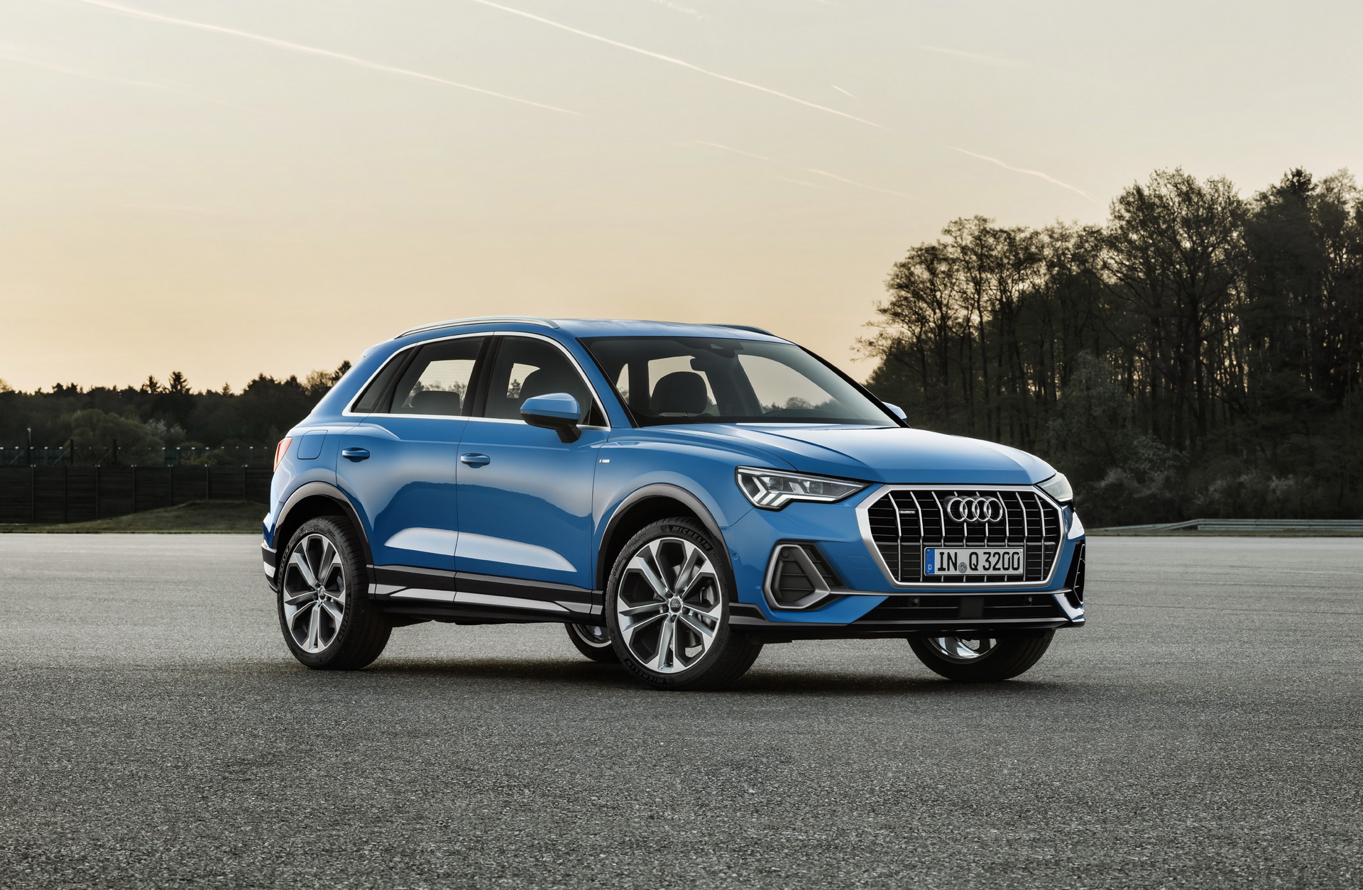 2019-Audi-Q3-14 Audi Adds Four New Powertrain Options To Euro-Spec 2019 Q3 Lineup