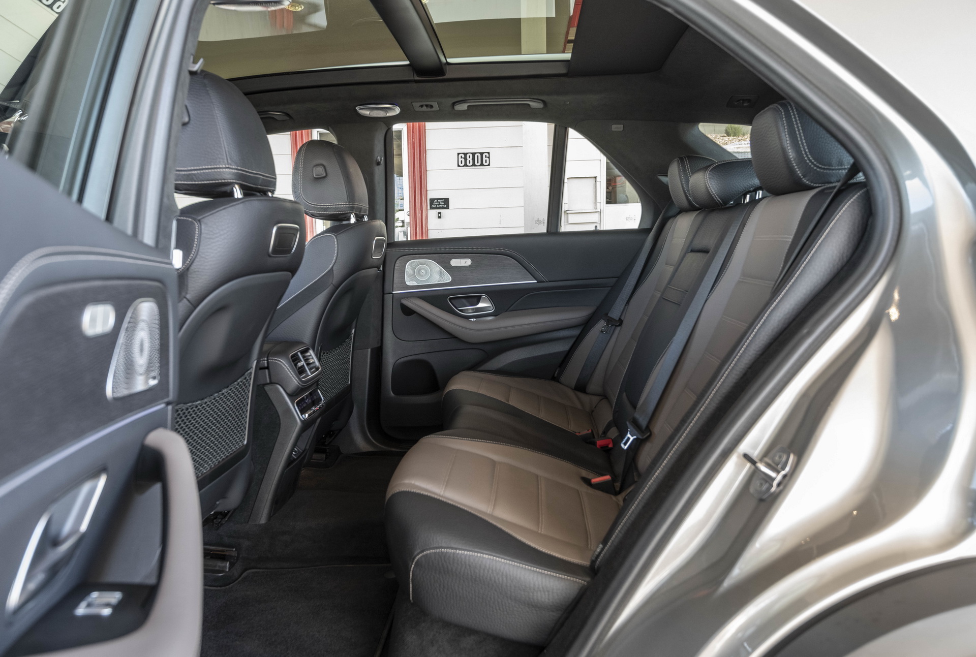 2019-Mercedes-GLE-56 2019 Mercedes GLE Detailed: More Tech, More Space, More Everything