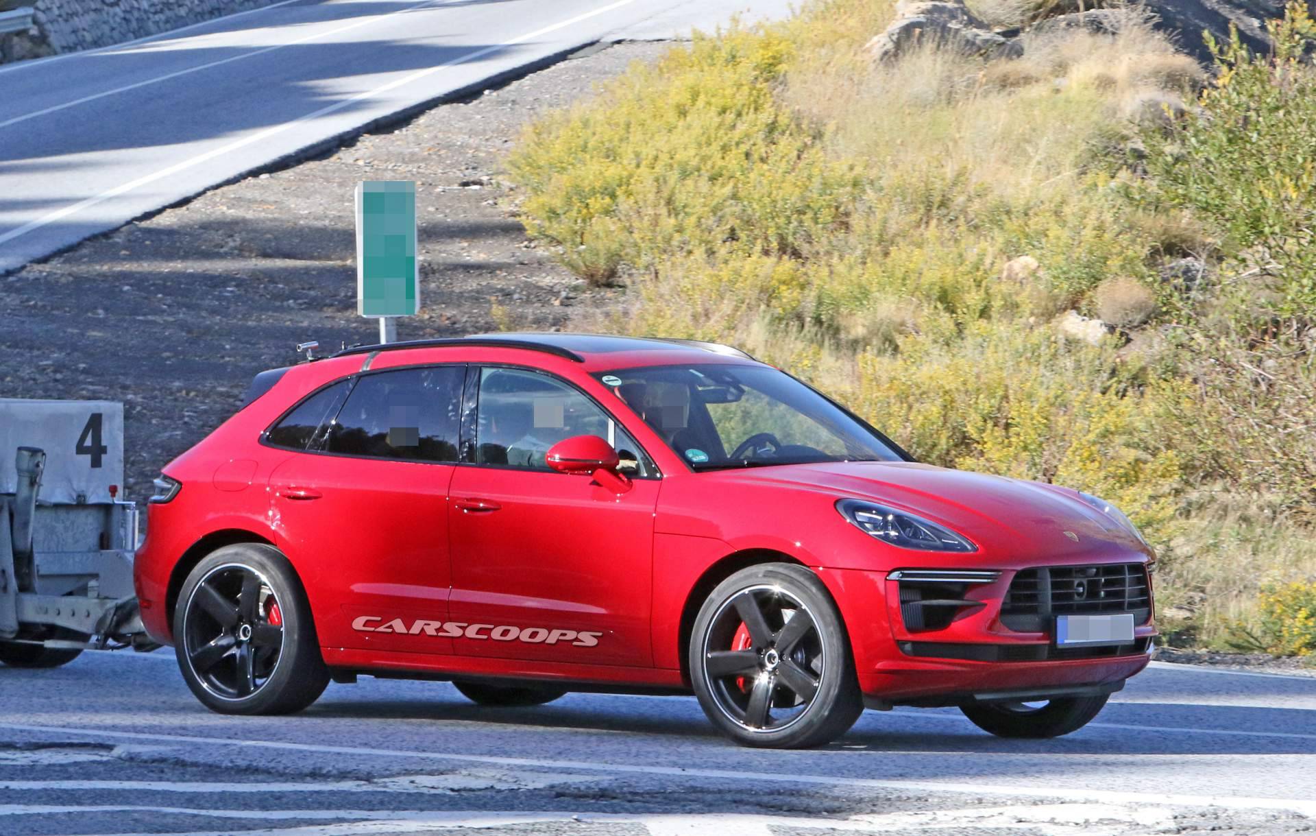 2019 Porsche Macan Turbo spy shots 6 2019 Porsche Macan Turbo Makes Not-So-Glamorous Debut Towing A Trailer