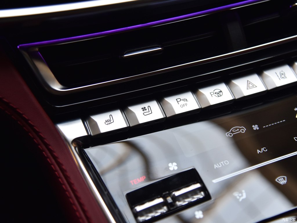 changan cs85 coupe crossover unveiled 88 Changan CS85 Coupe Crossover Looks Like The Lovechild Of A BMW X4 And A VW Touareg