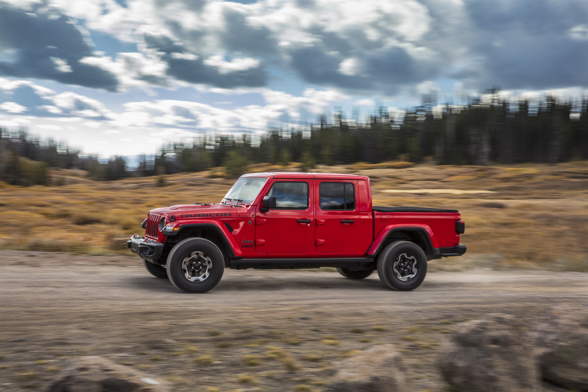 2020 Jeep Gladiator Truck 18 2020 Jeep Gladiator Just Can’t Wait To Tackle Some Off-Road Trails