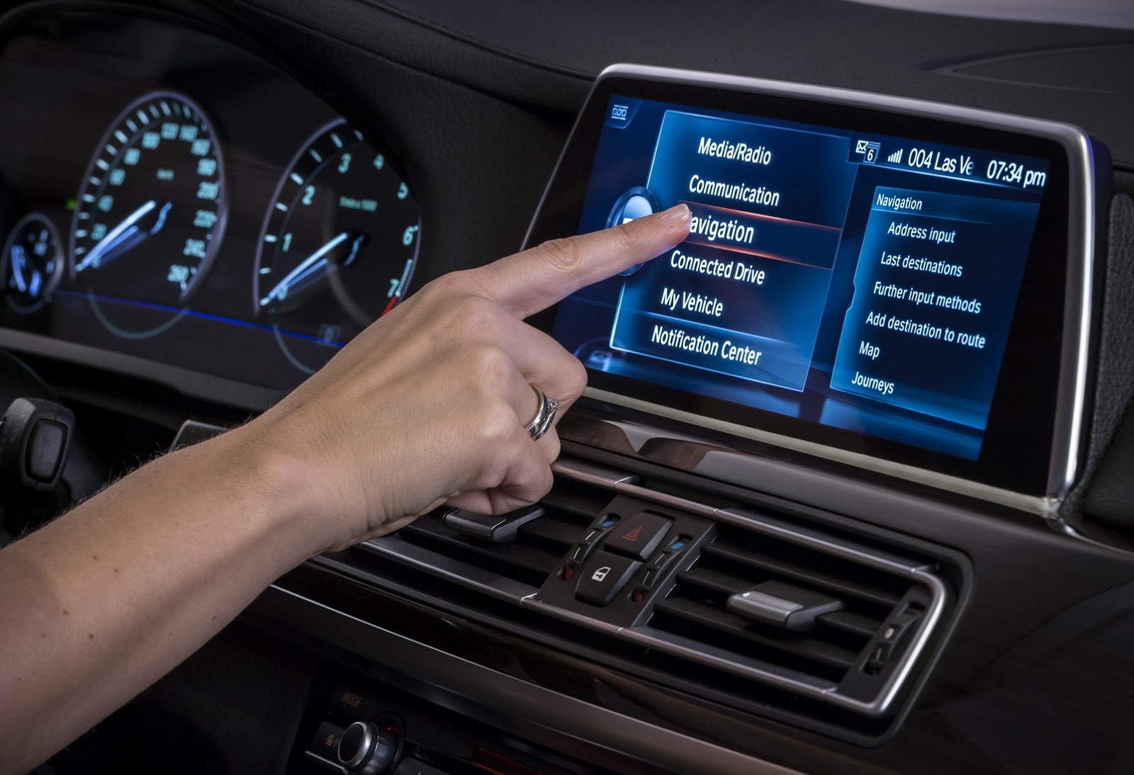 bmw urging eu to consider 5g standard 3 BMW Now Urging EU To Consider 5G Connectivity For Cars