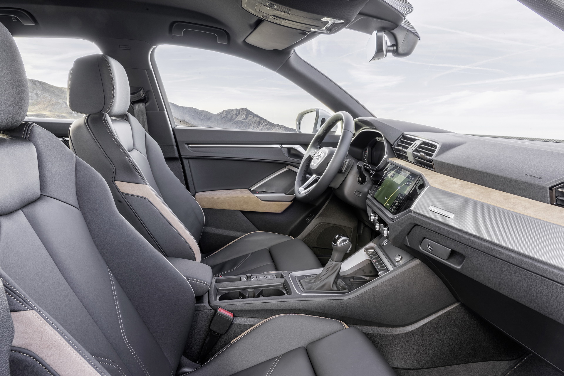 2019-Audi-Q3-101 Audi Adds Four New Powertrain Options To Euro-Spec 2019 Q3 Lineup