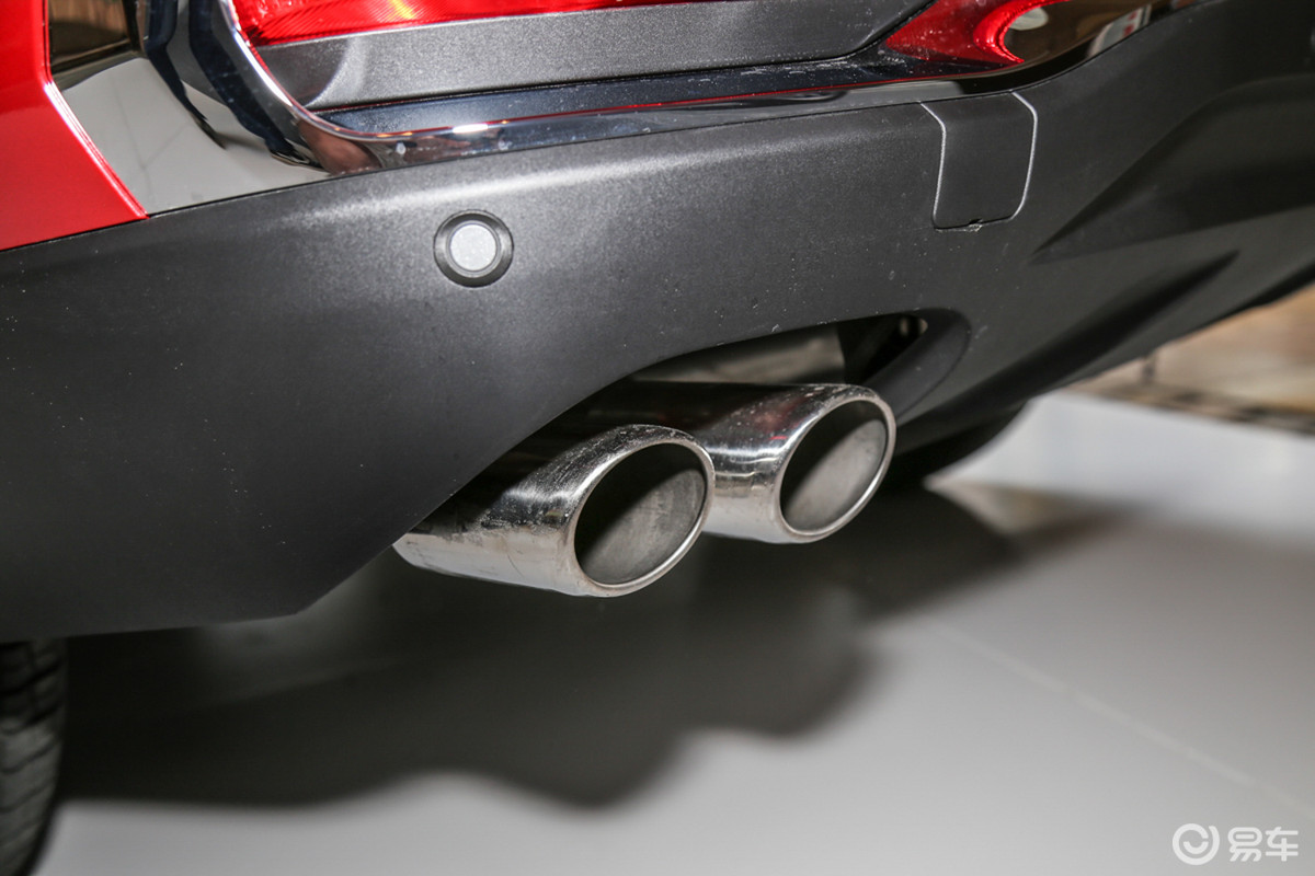 changan cs85 coupe crossover unveiled 27 Changan CS85 Coupe Crossover Looks Like The Lovechild Of A BMW X4 And A VW Touareg