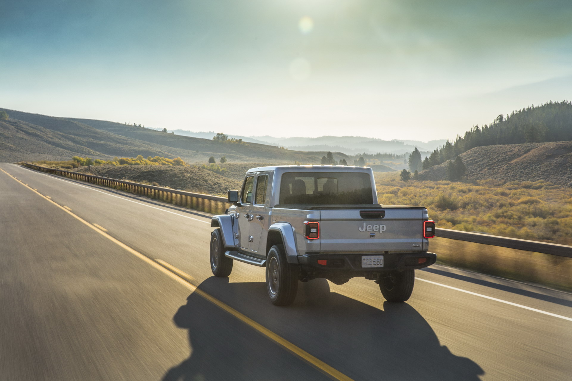 2020 Jeep Gladiator Truck 171 2020 Jeep Gladiator Just Can’t Wait To Tackle Some Off-Road Trails