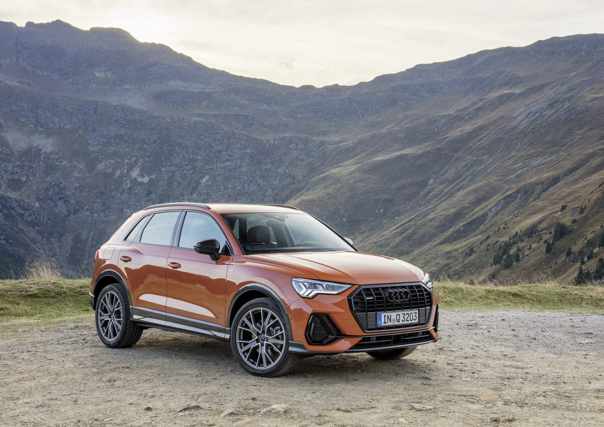 2019-Audi-Q3-105 Audi Adds Four New Powertrain Options To Euro-Spec 2019 Q3 Lineup